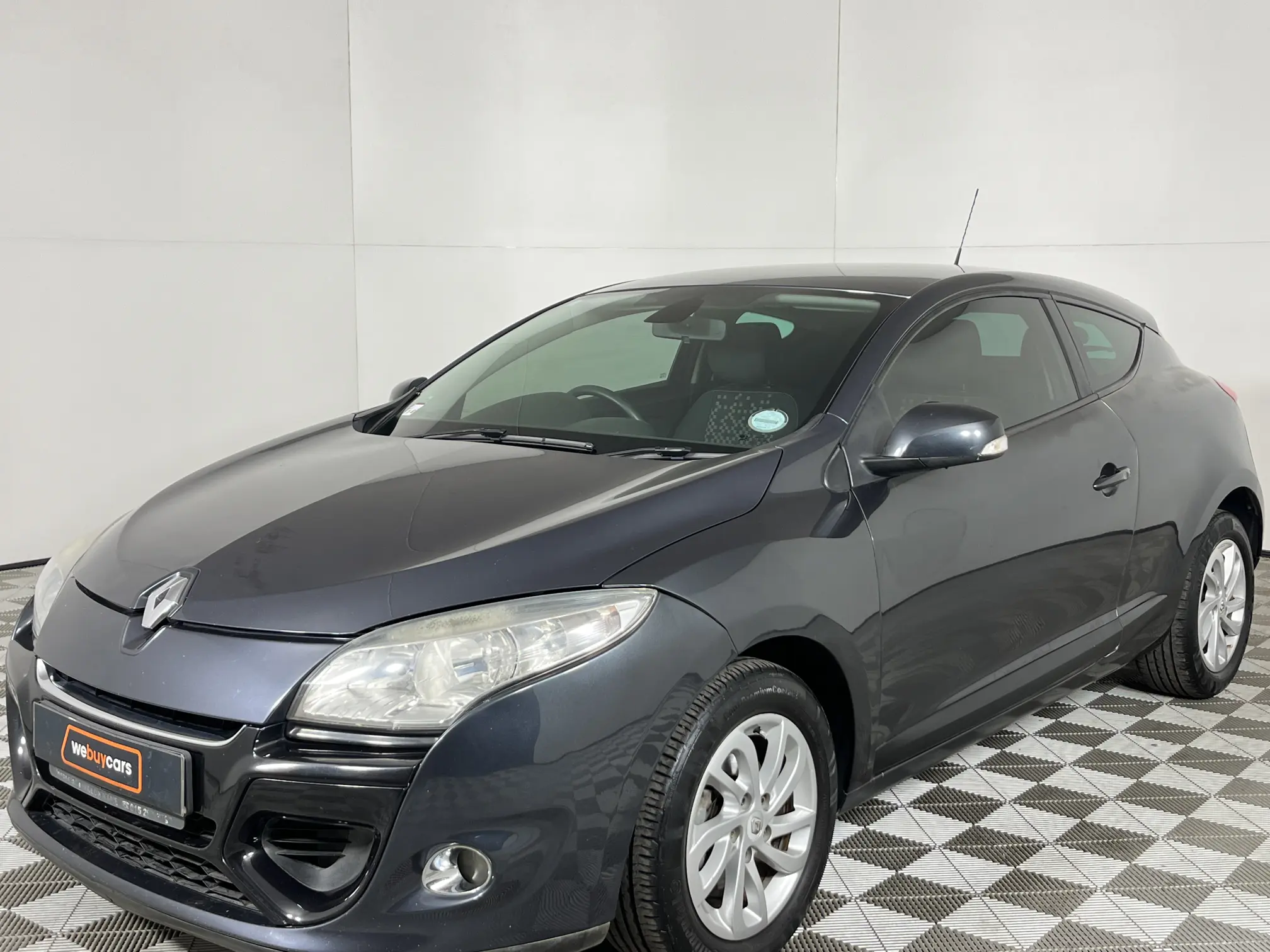 2012 Renault Megane III 1.6 Expression Coupe