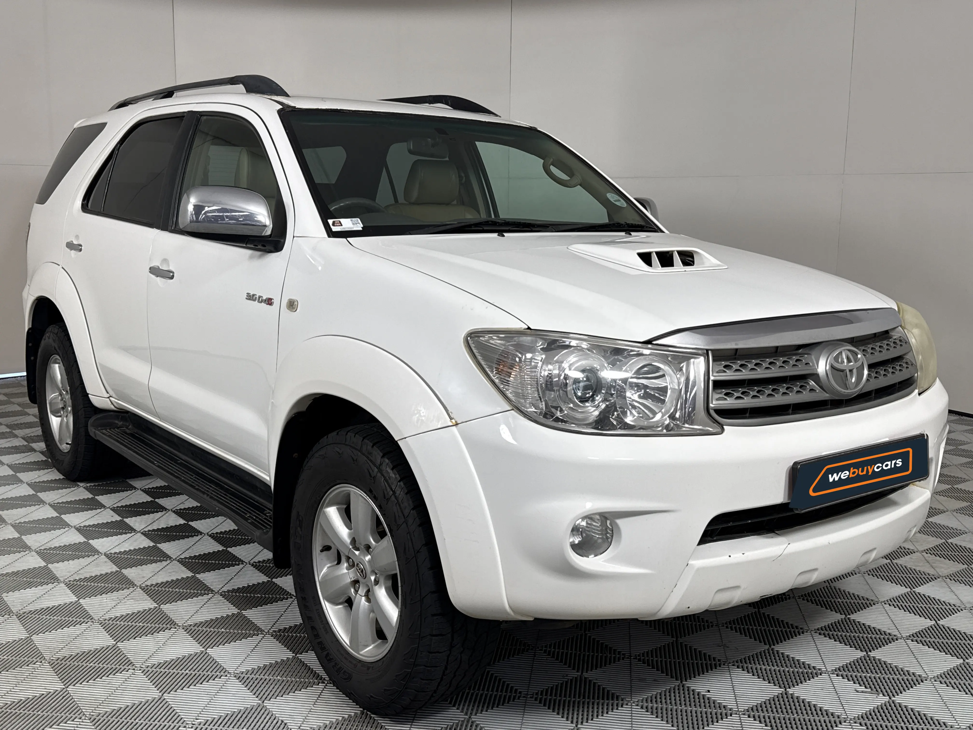 2010 Toyota Fortuner 3.0d-4d R/B, photo 3