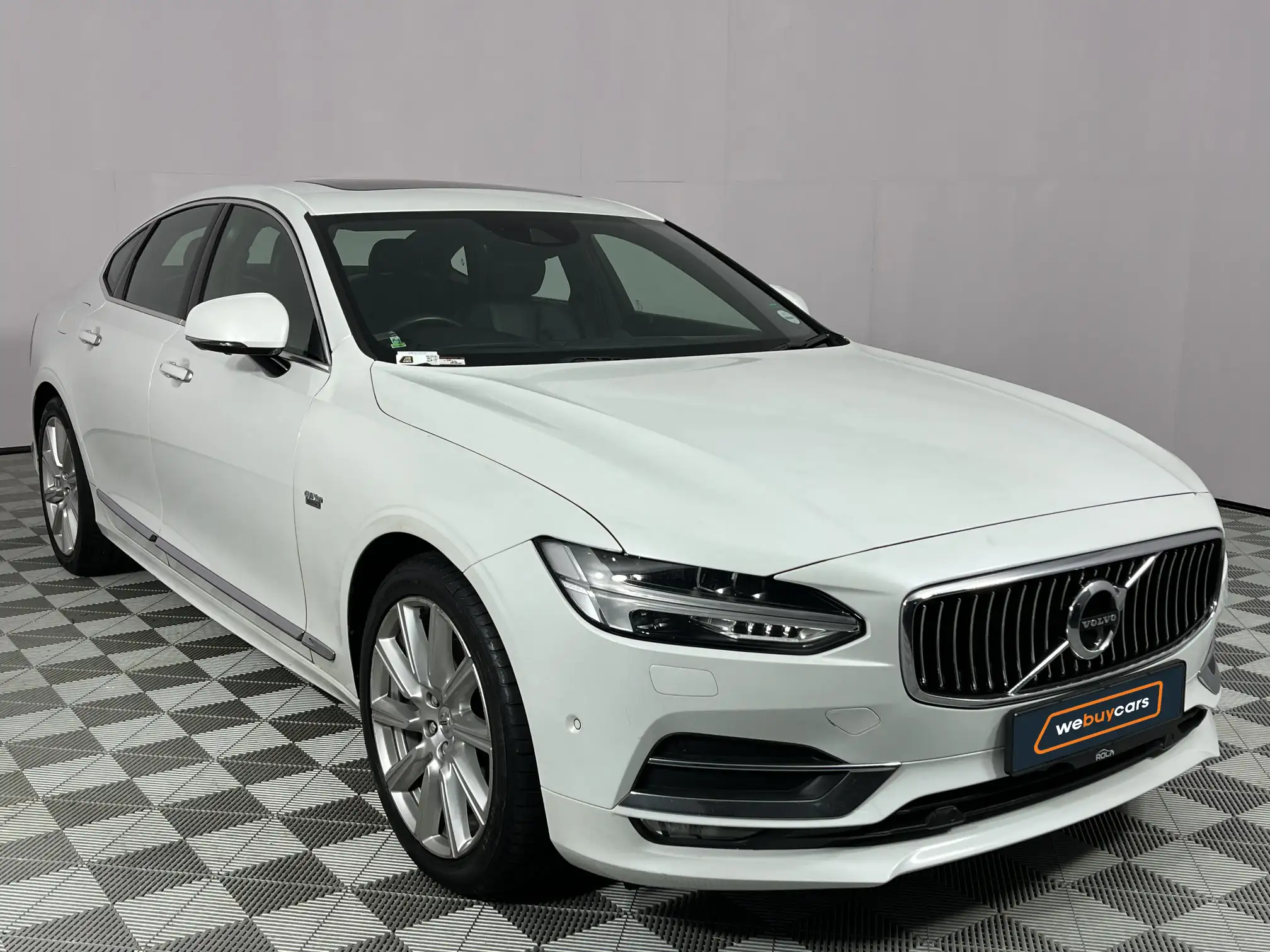 Volvo S90