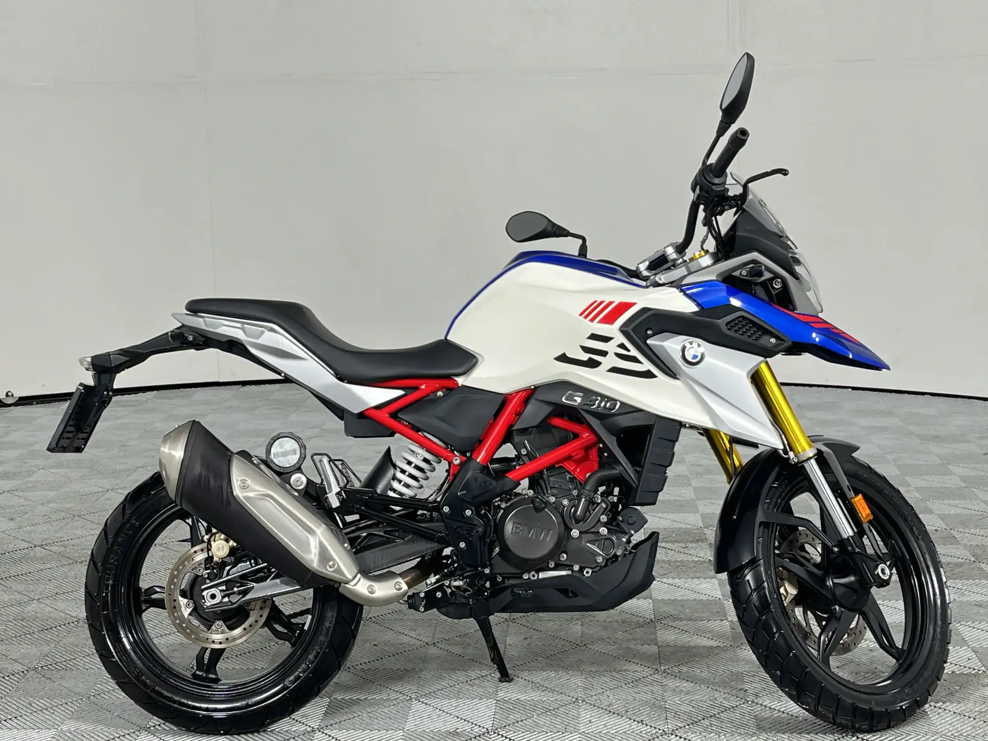 2023 BMW C