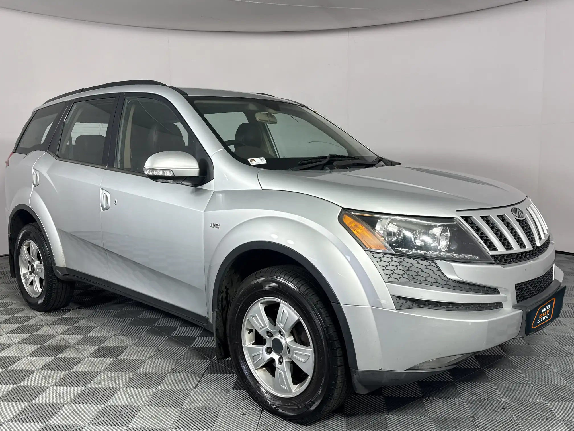 Mahindra XUV