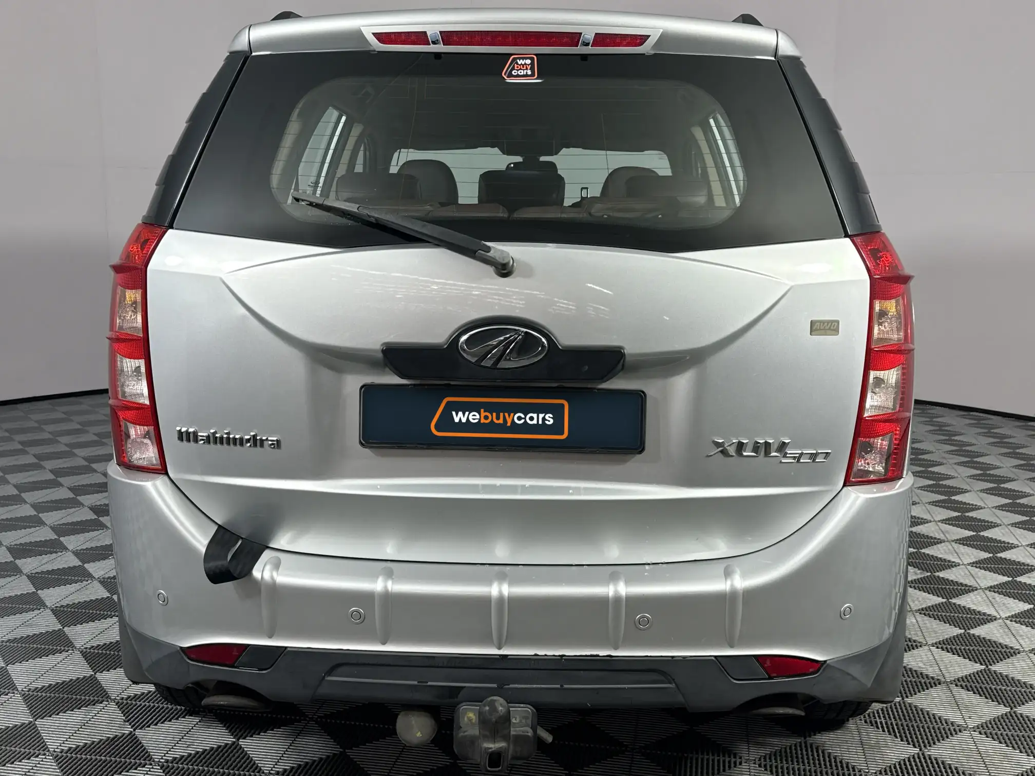 Mahindra XUV