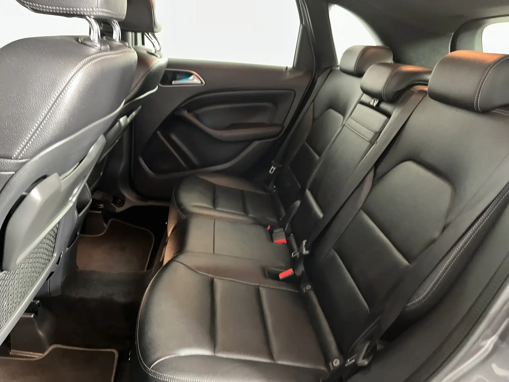 Mercedes-Benz B Class