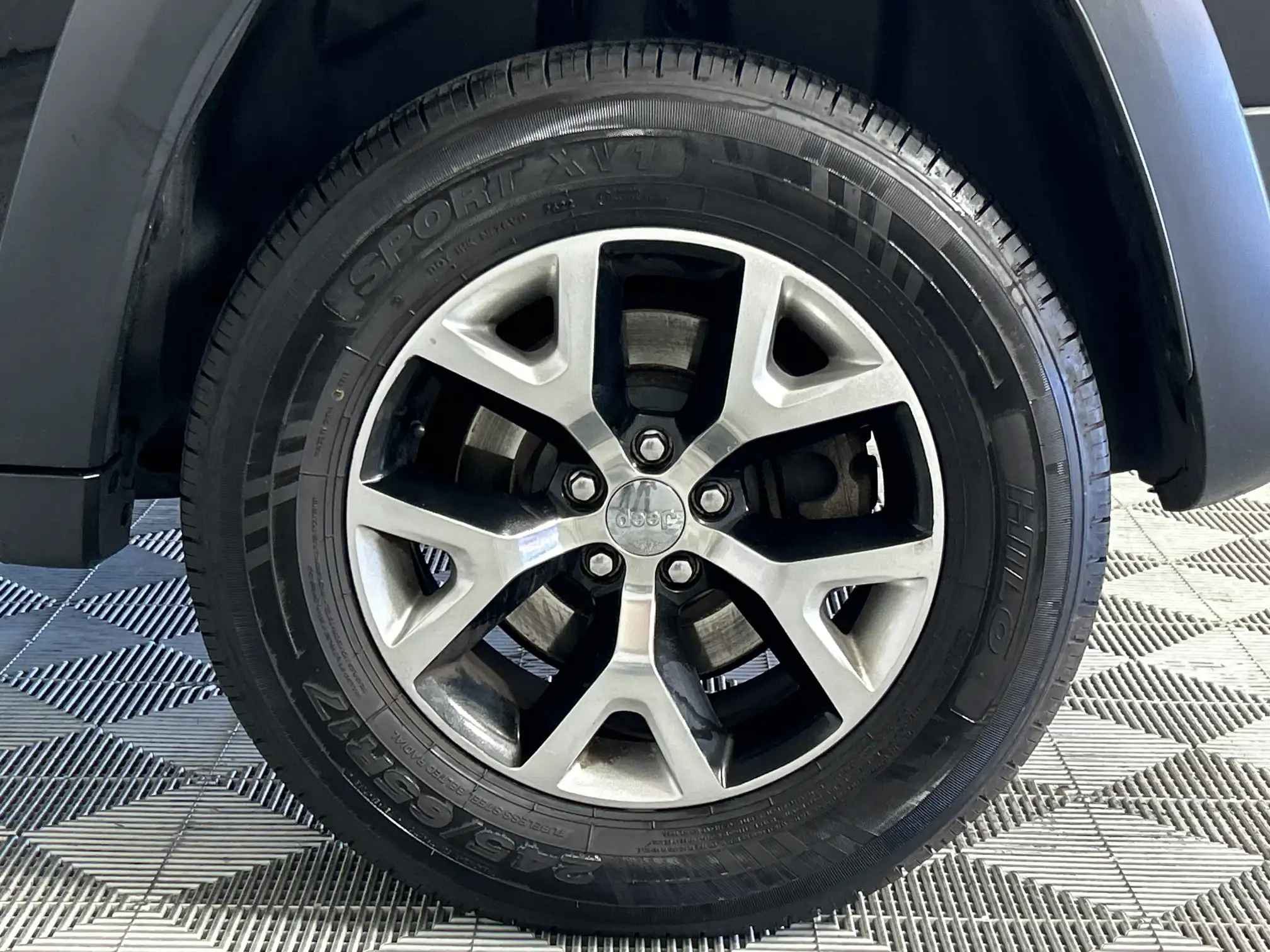 Jeep Cherokee