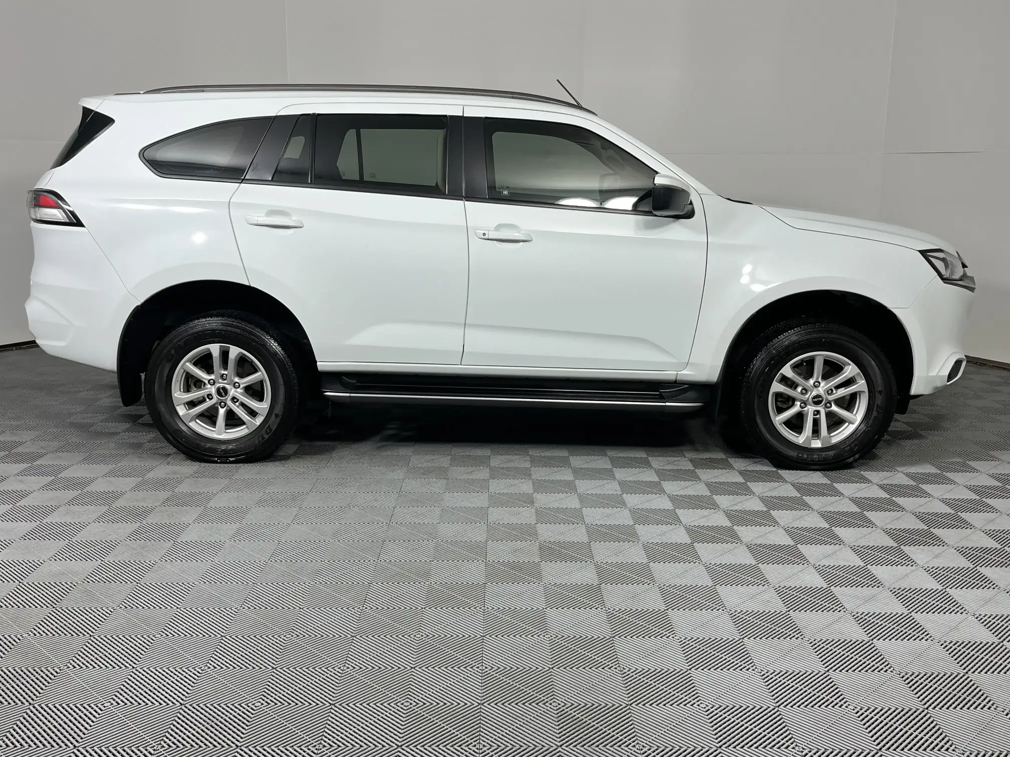 Isuzu MU-X