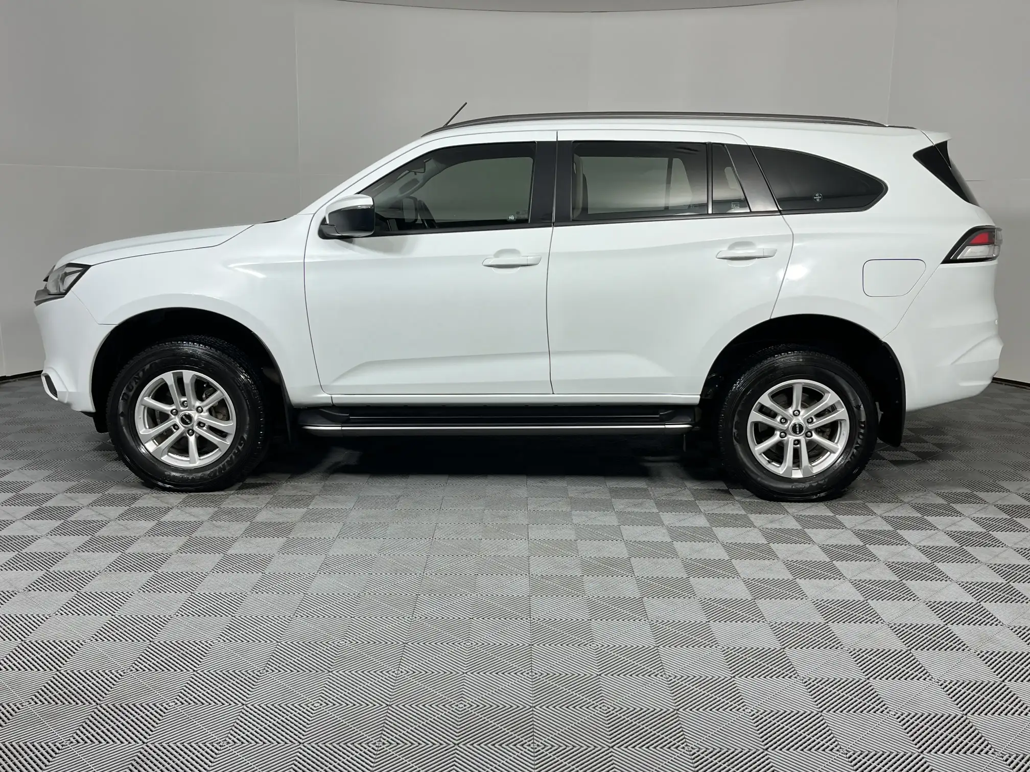 Isuzu MU-X