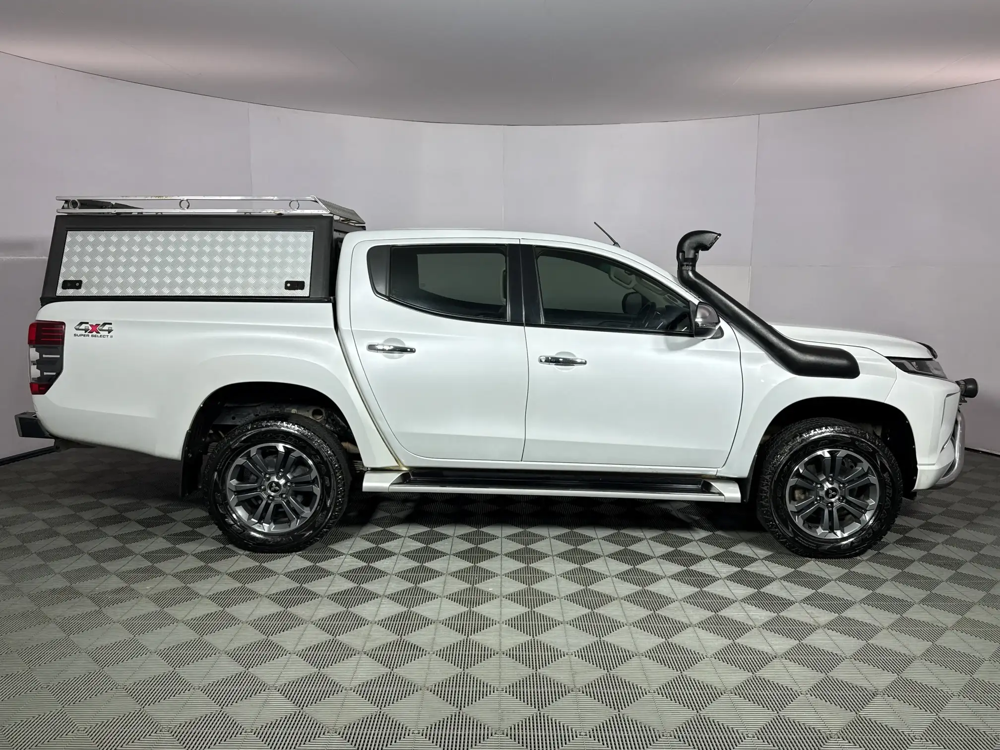 Mitsubishi Triton
