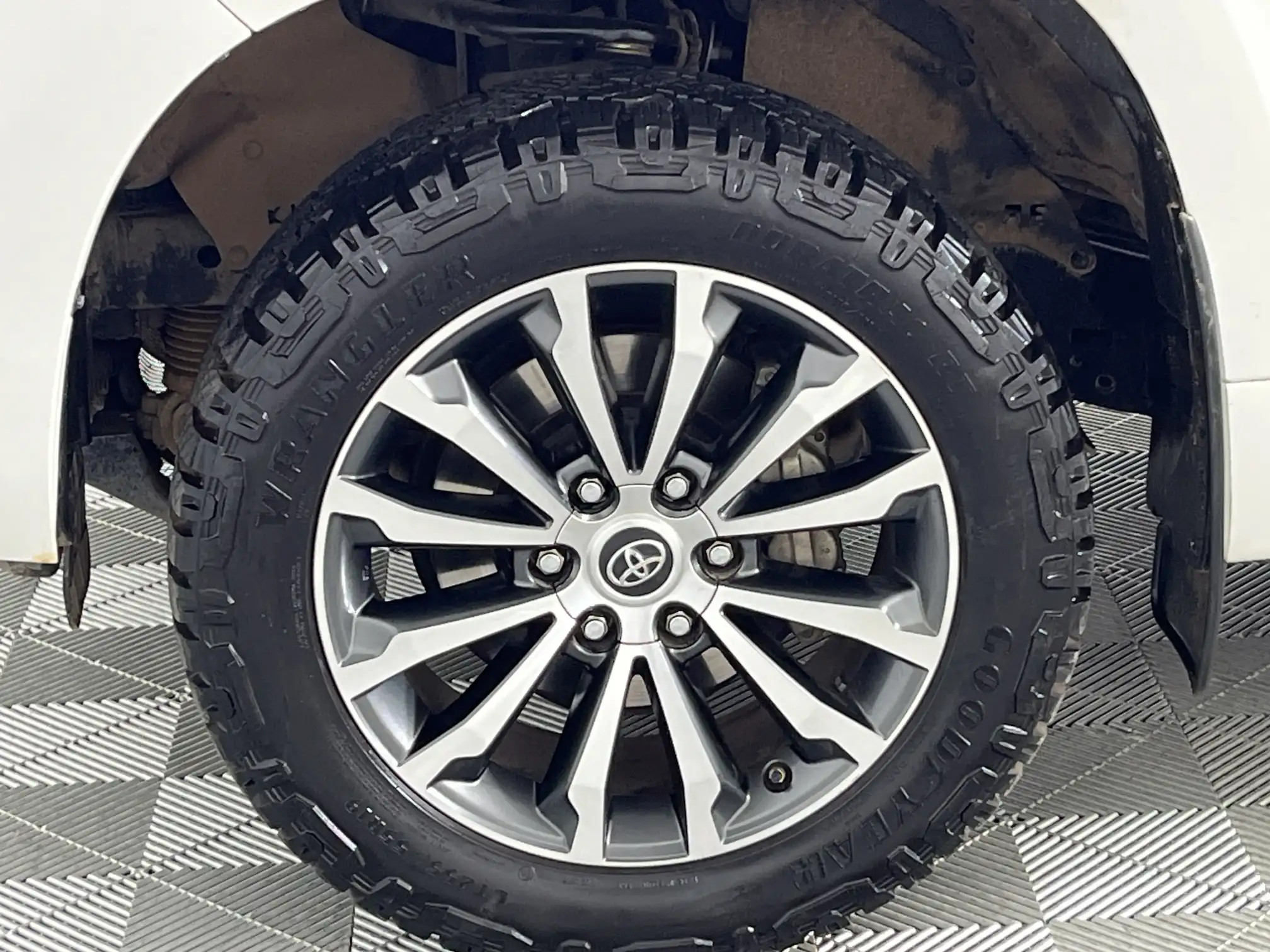 Toyota Prado