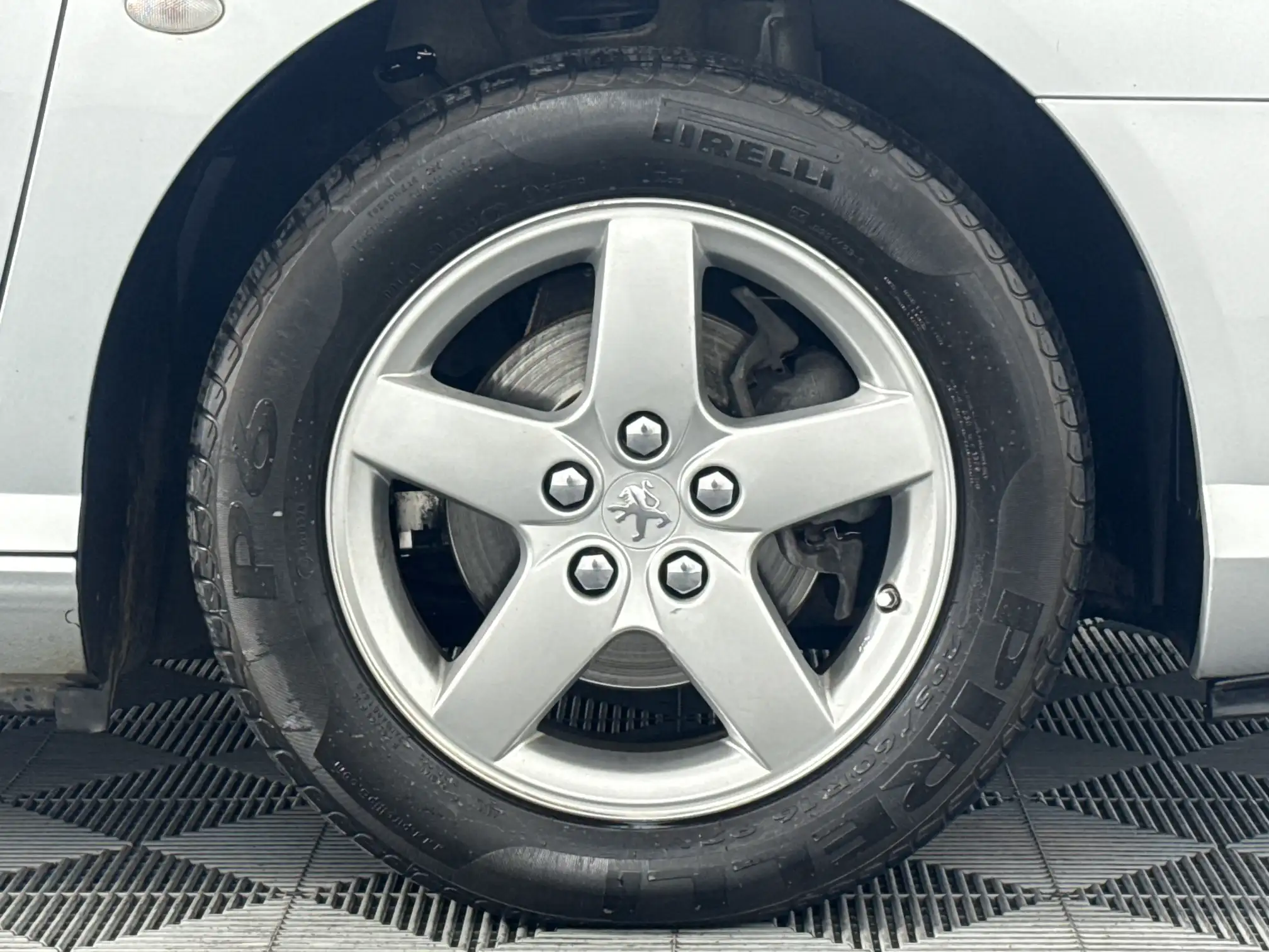 Peugeot 407