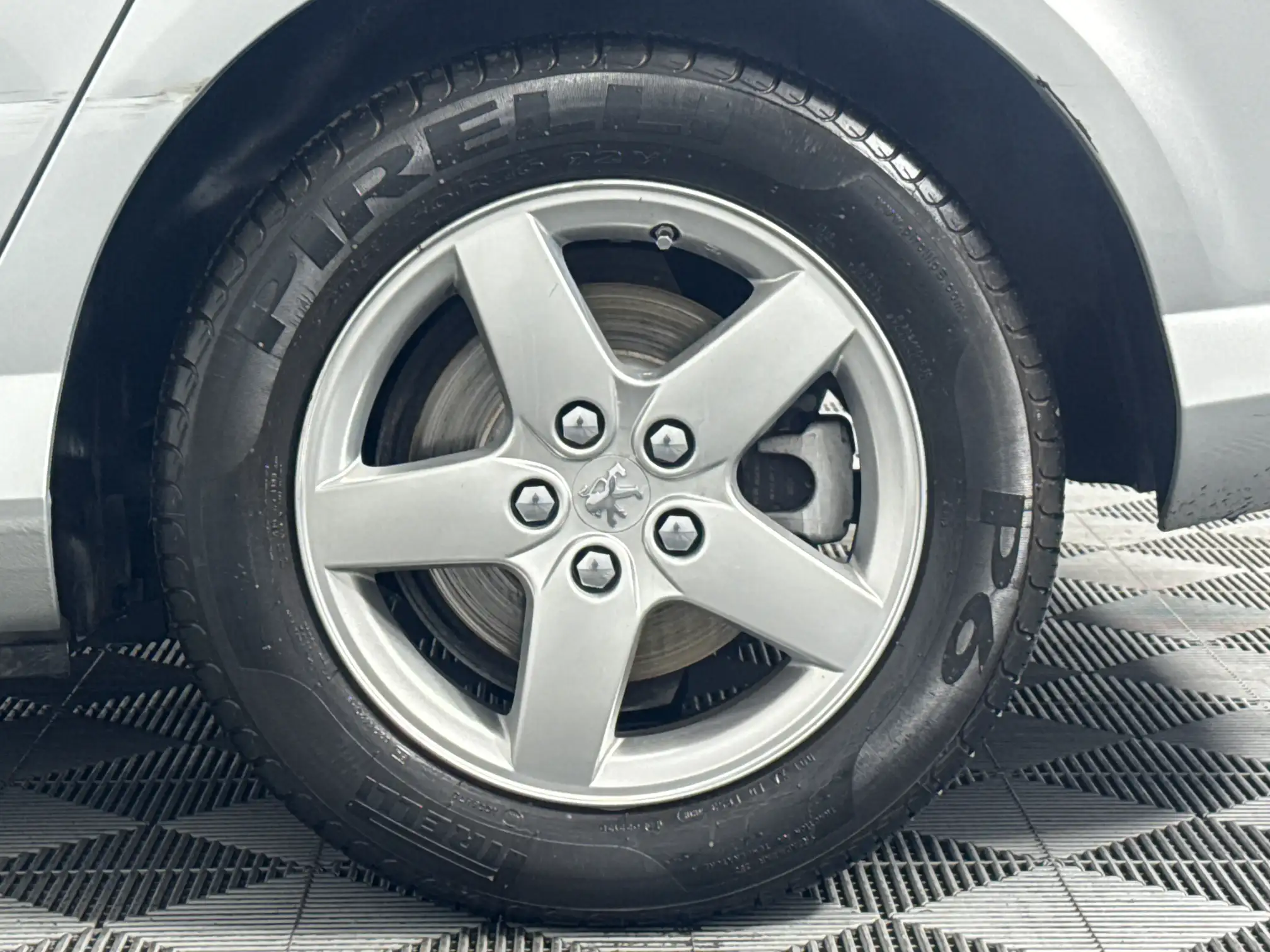 Peugeot 407