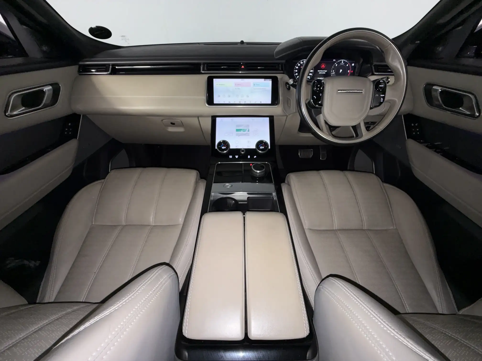Land Rover Velar