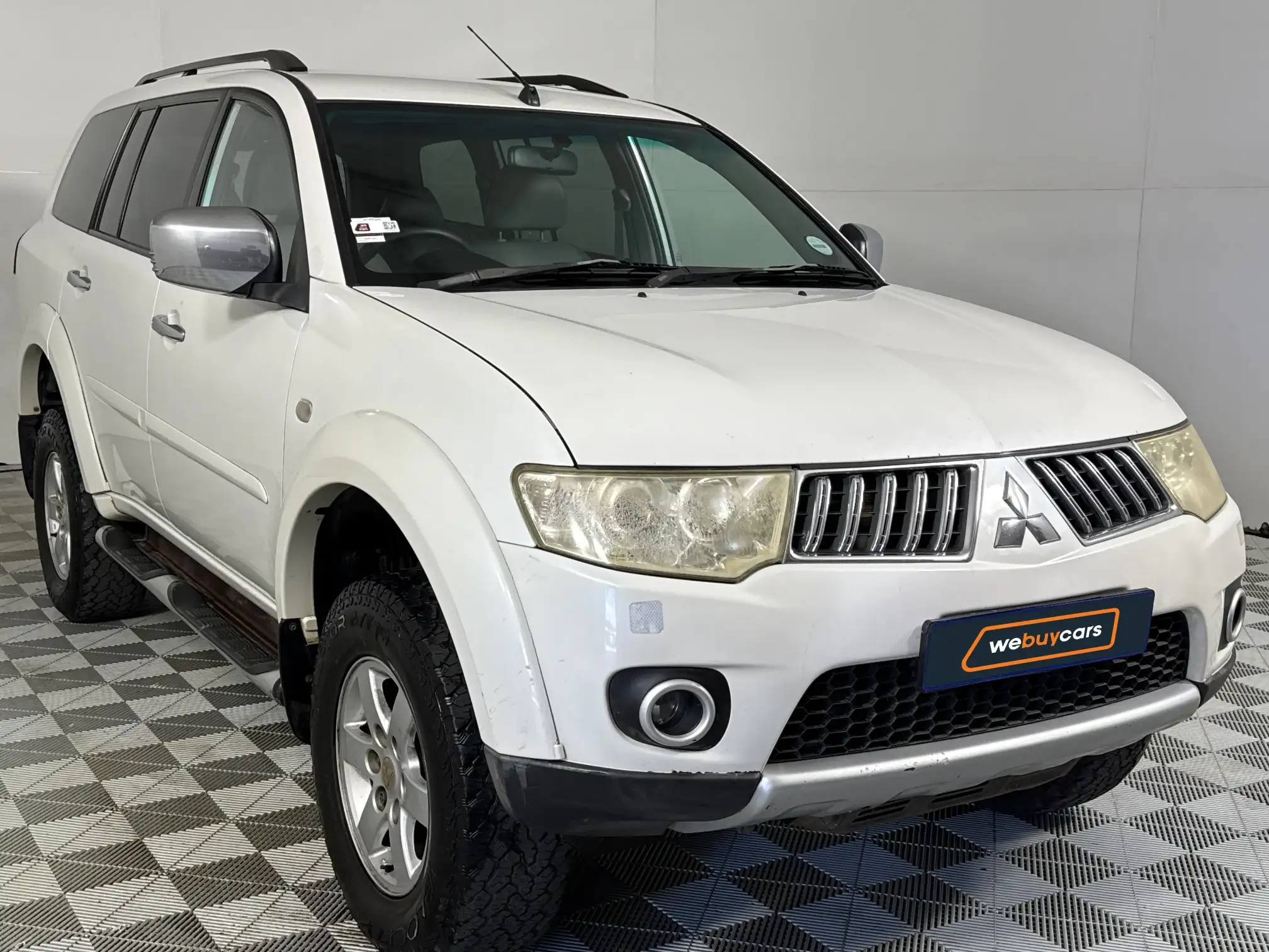 Mitsubishi Pajero Sport
