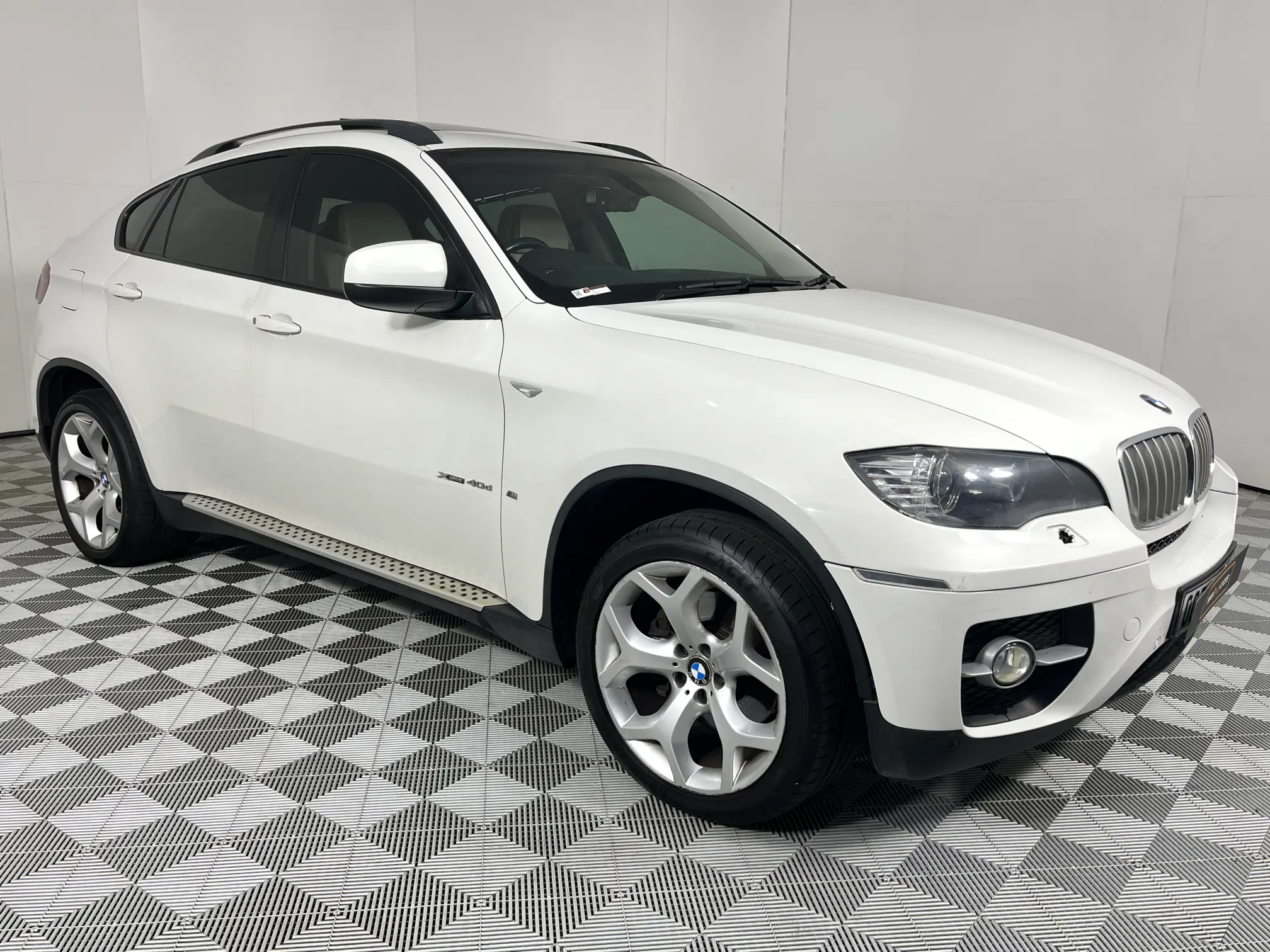 Used 2010 BMW X6 xDrive40d Exclusive for sale | WeBuyCars