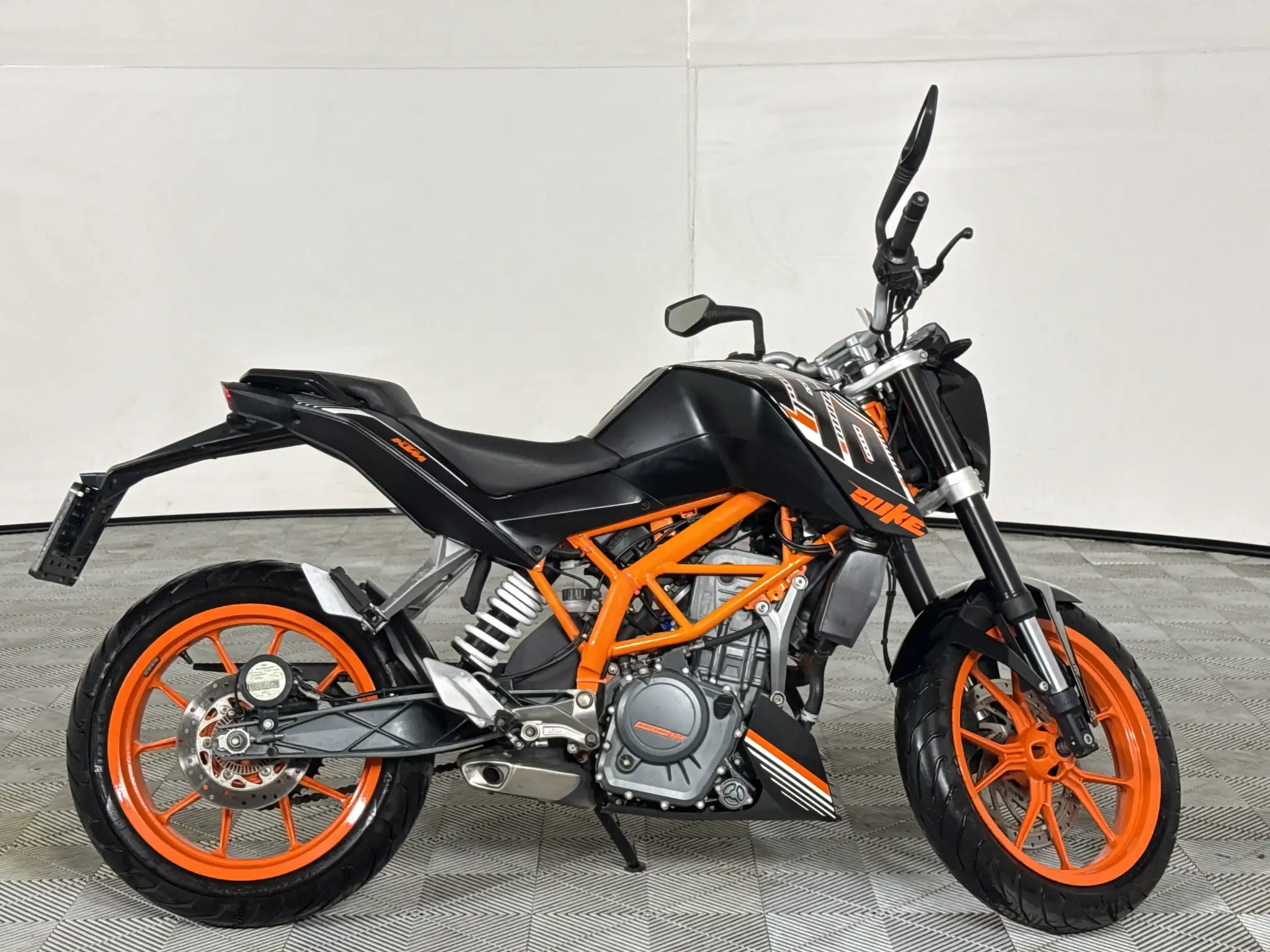 KTM Duke
