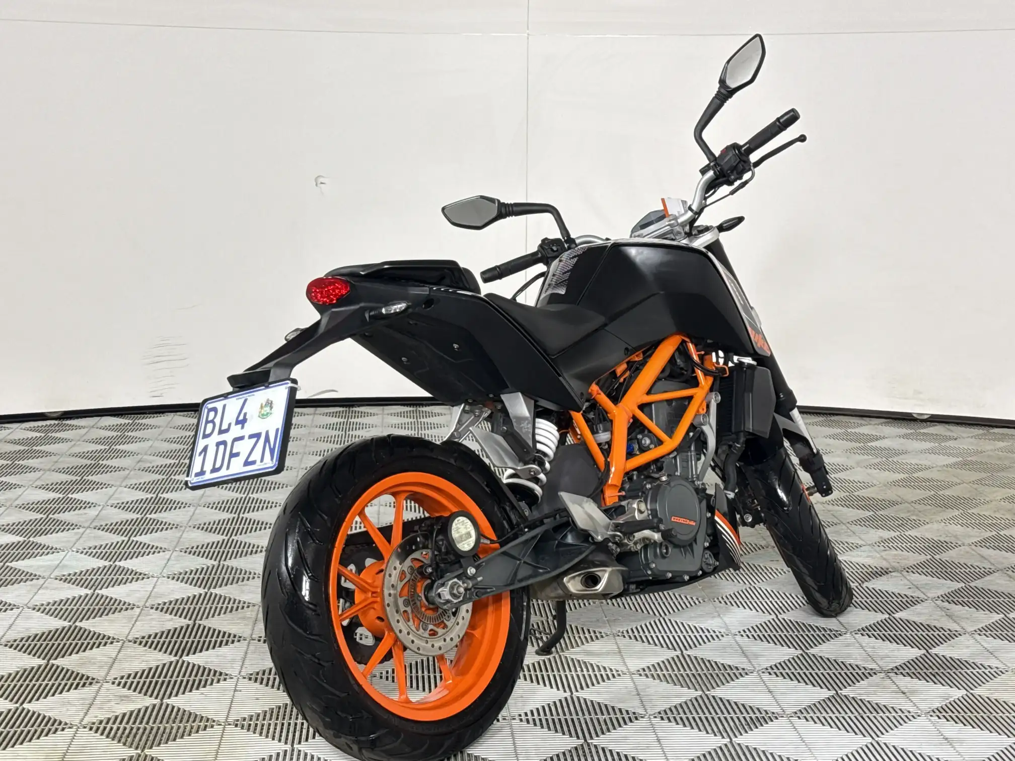 KTM Duke
