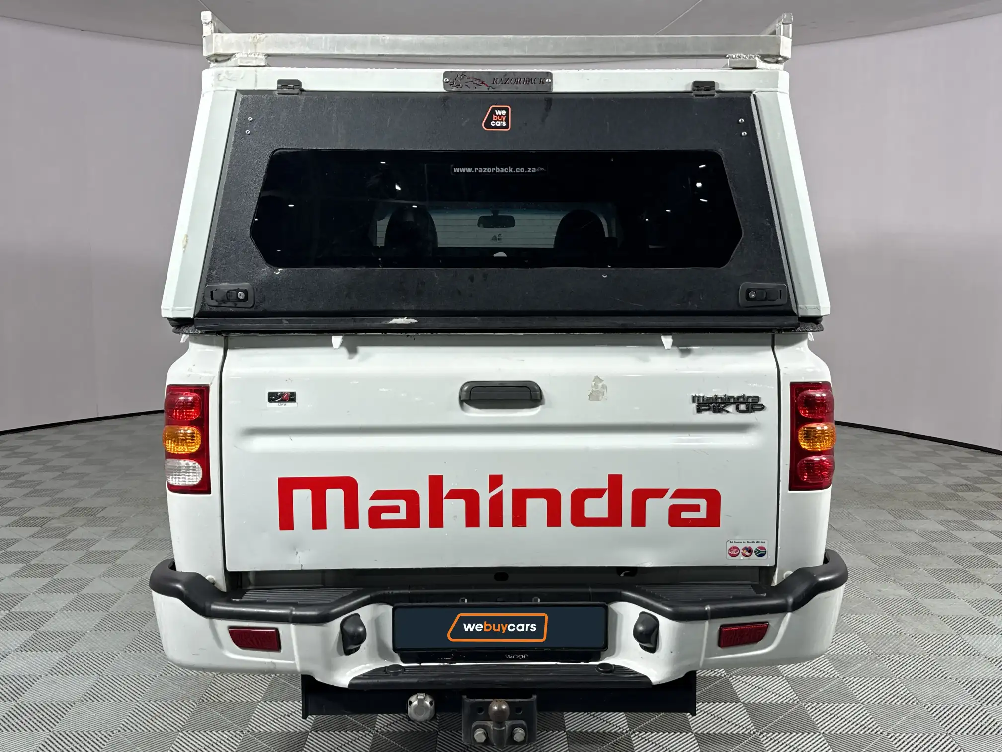 Mahindra PIK UP