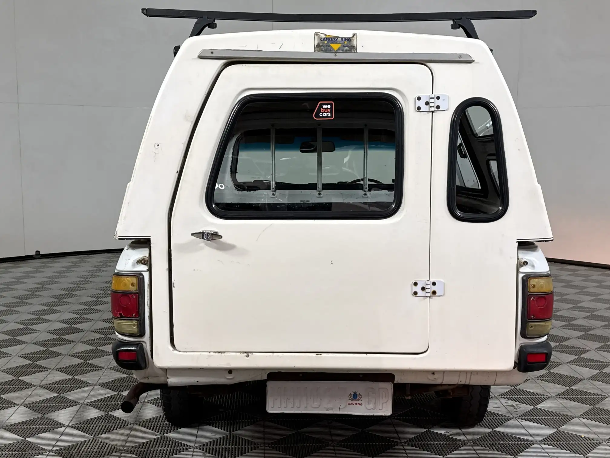 Nissan 1400