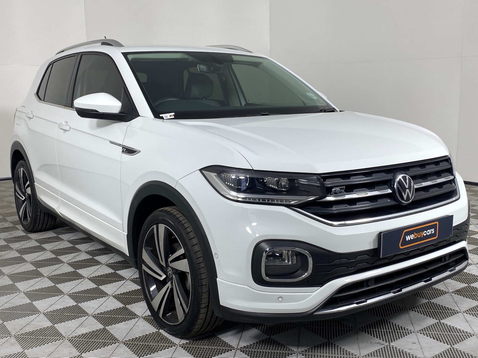 Volkswagen (VW) T-Cross 1.5 TSI R-LIne DSG for sale - R 426 900 ...