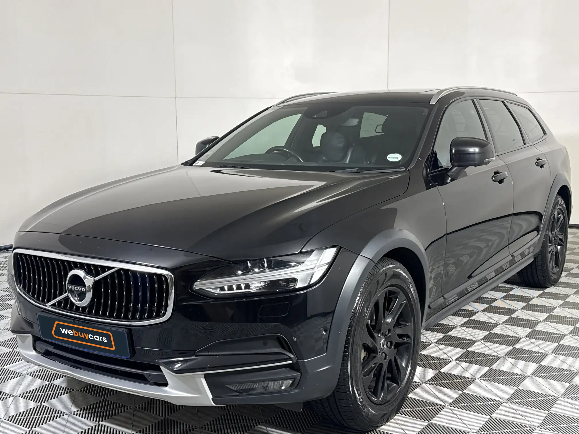 2017 Volvo V90