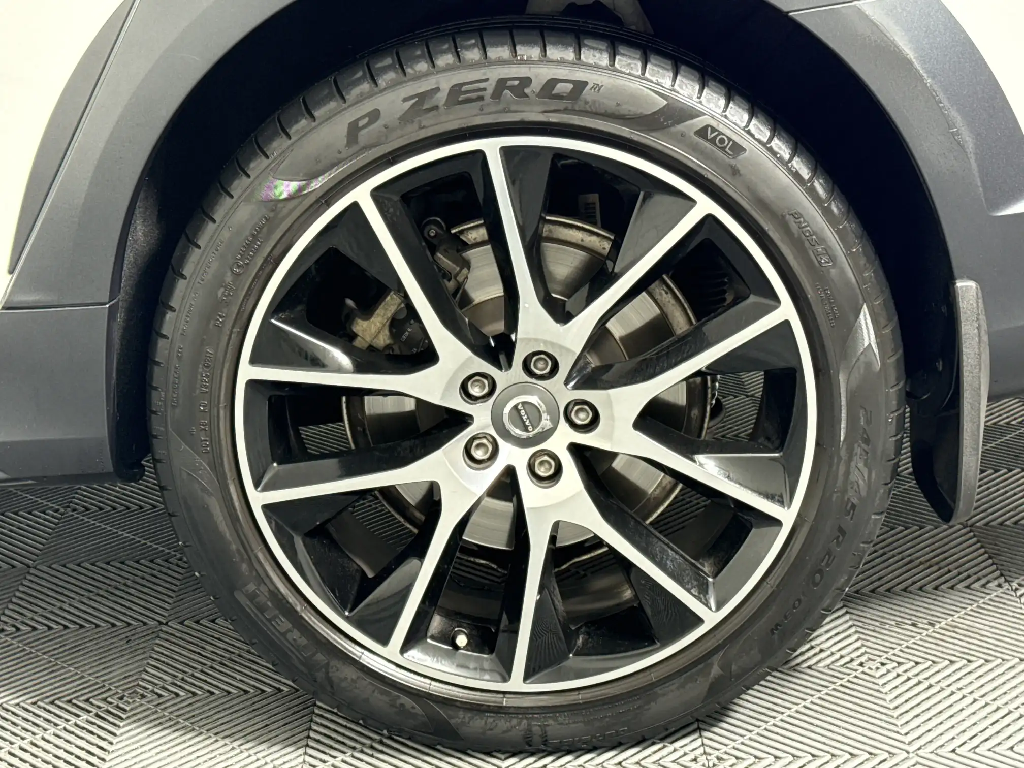 Volvo V90