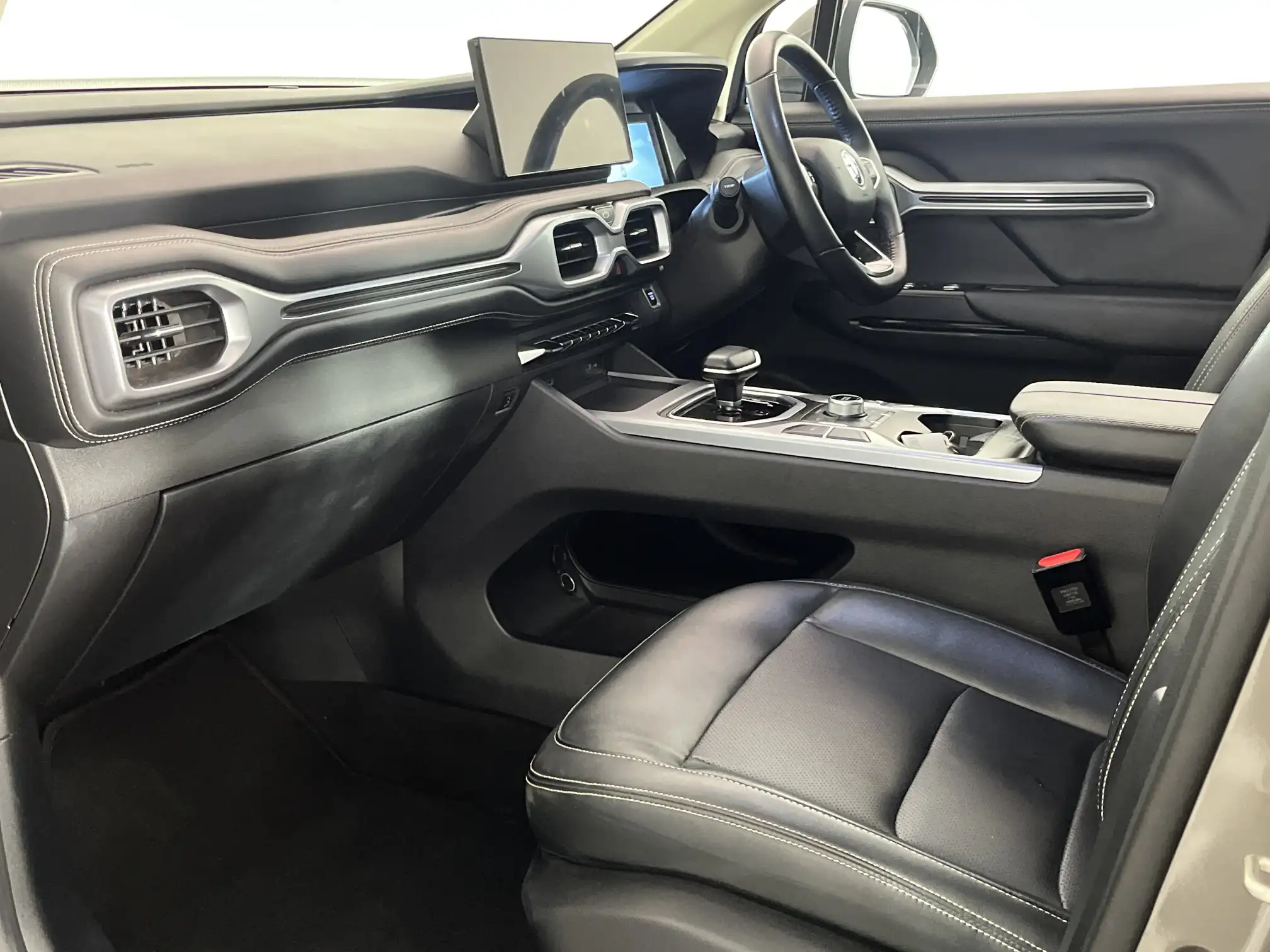 Proton X90