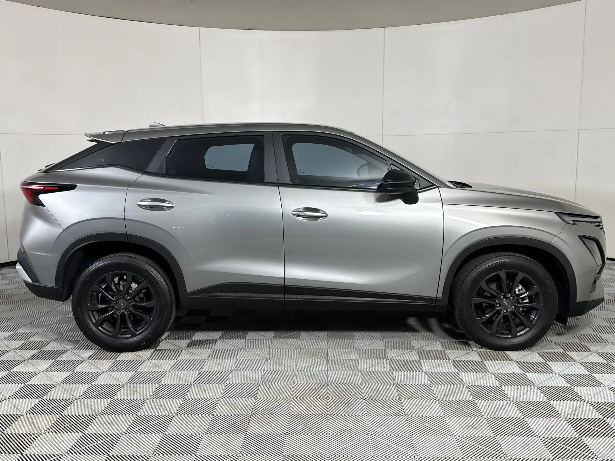 Chery Omoda