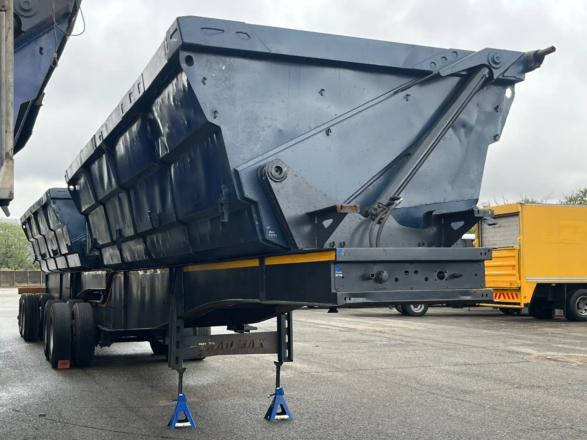 Trailmax Side Tipper