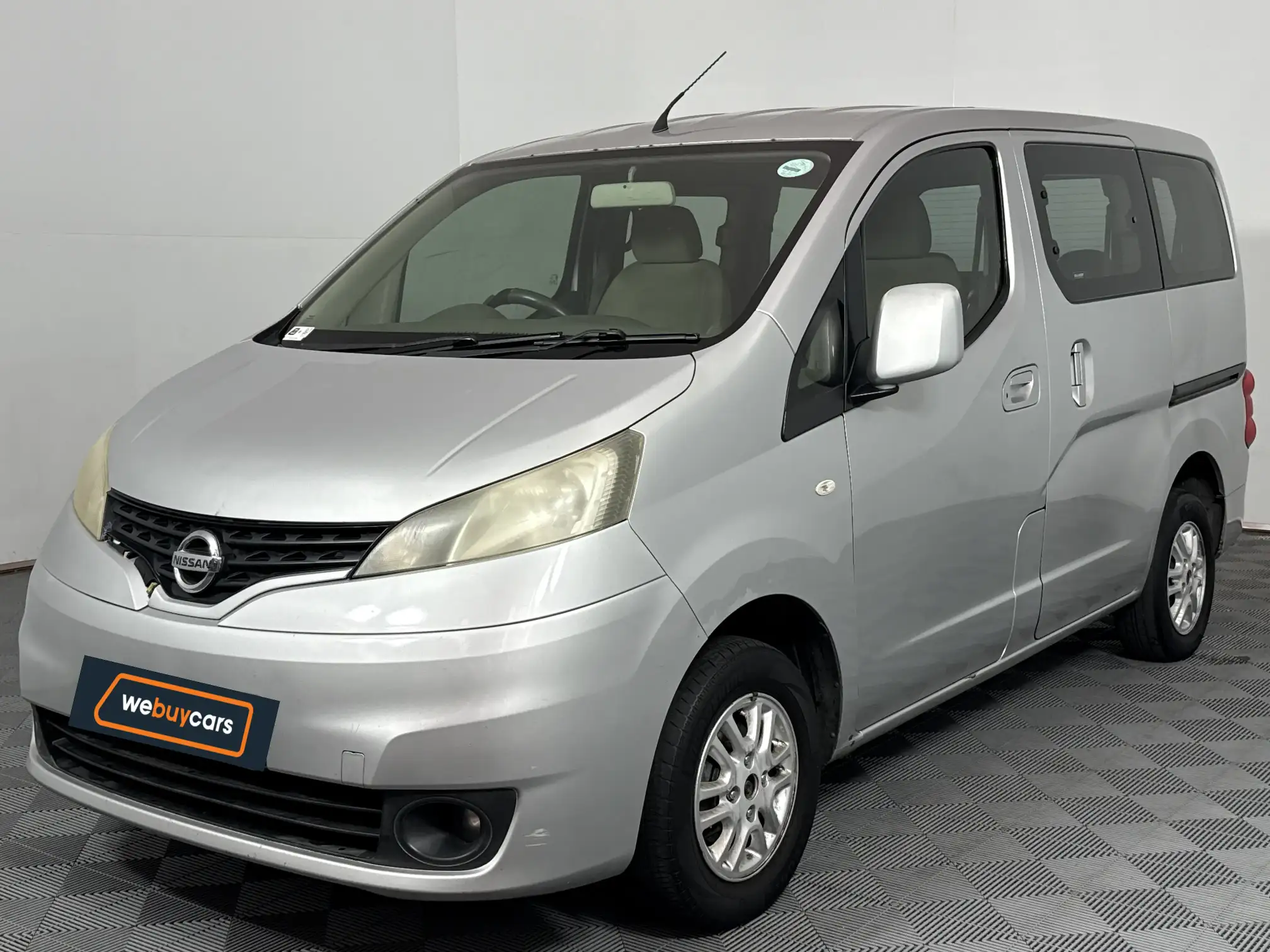 2014 Nissan Primastar/ NV 200