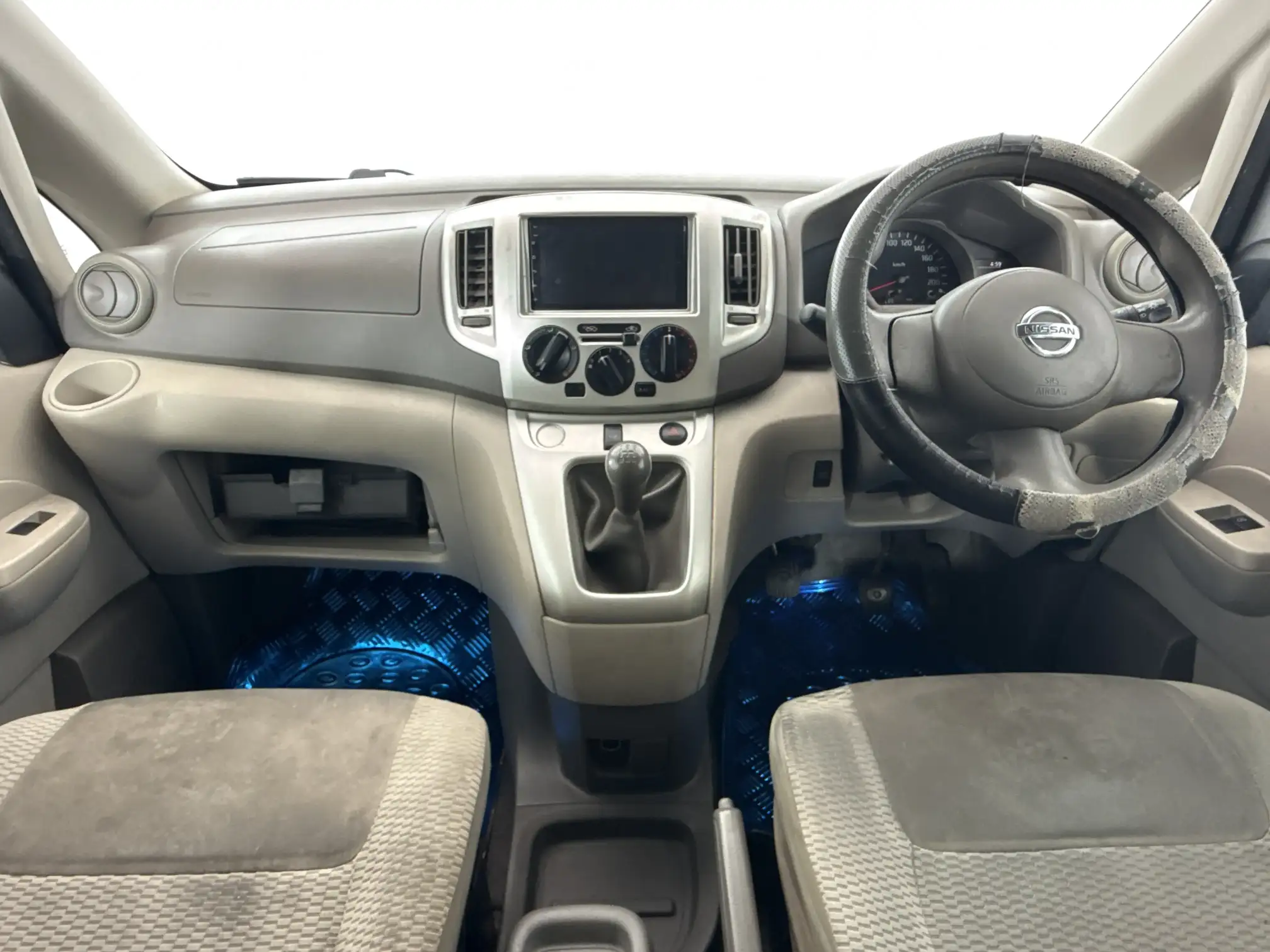 Nissan Primastar/ NV 200