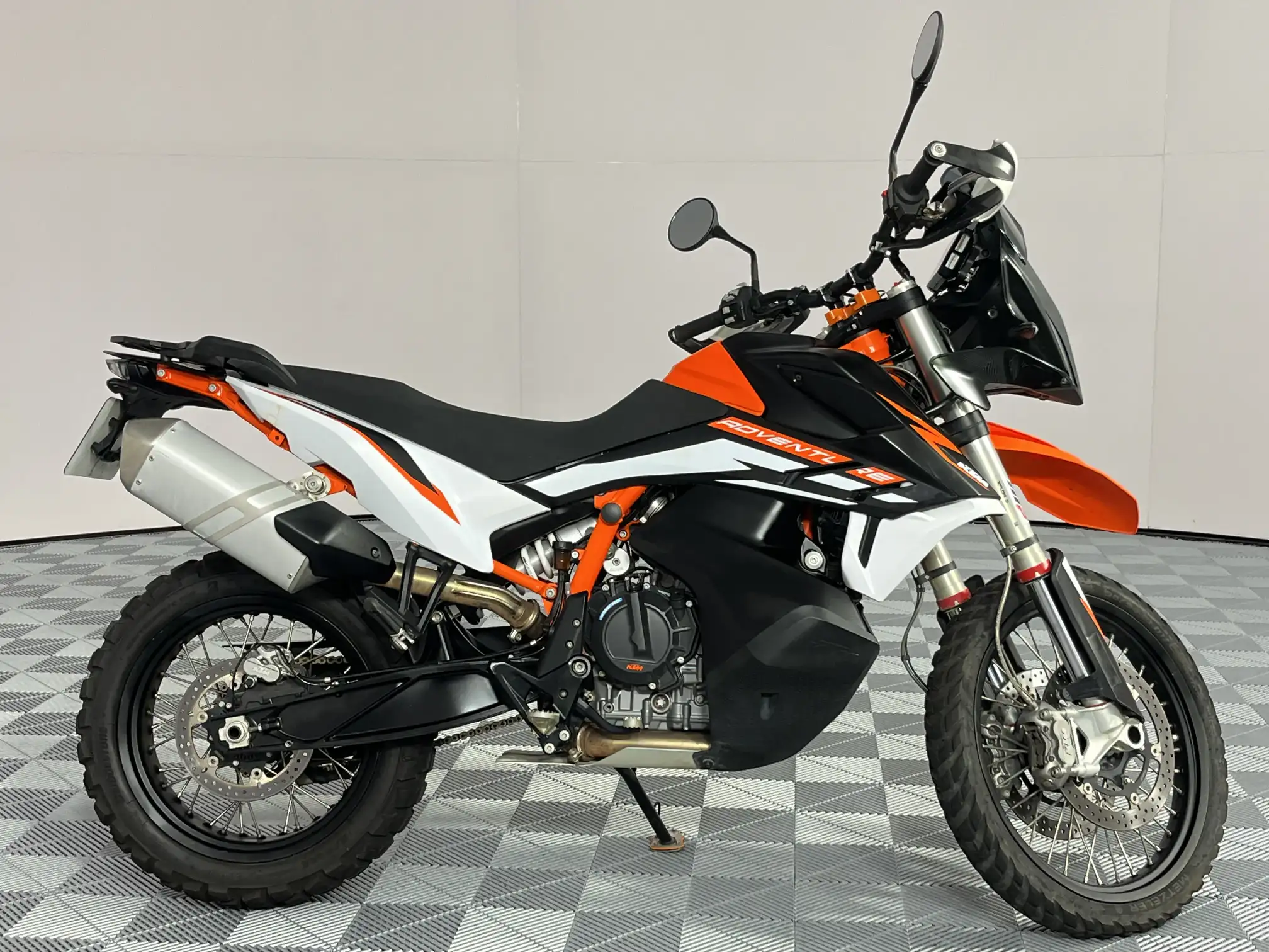 2023 KTM Adventure