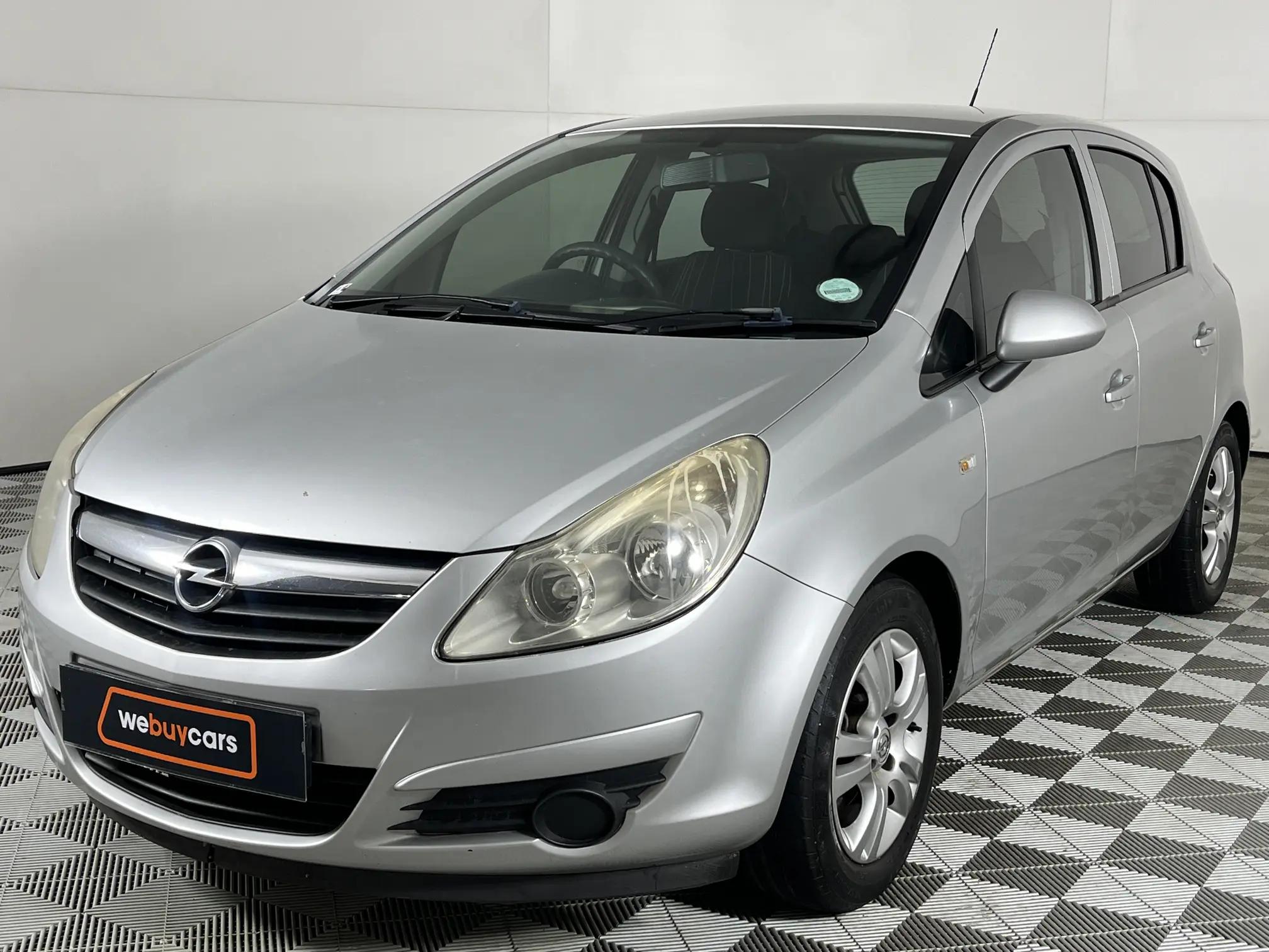 Opel Corsa 1.4 Enjoy 5 Door (66 kW)