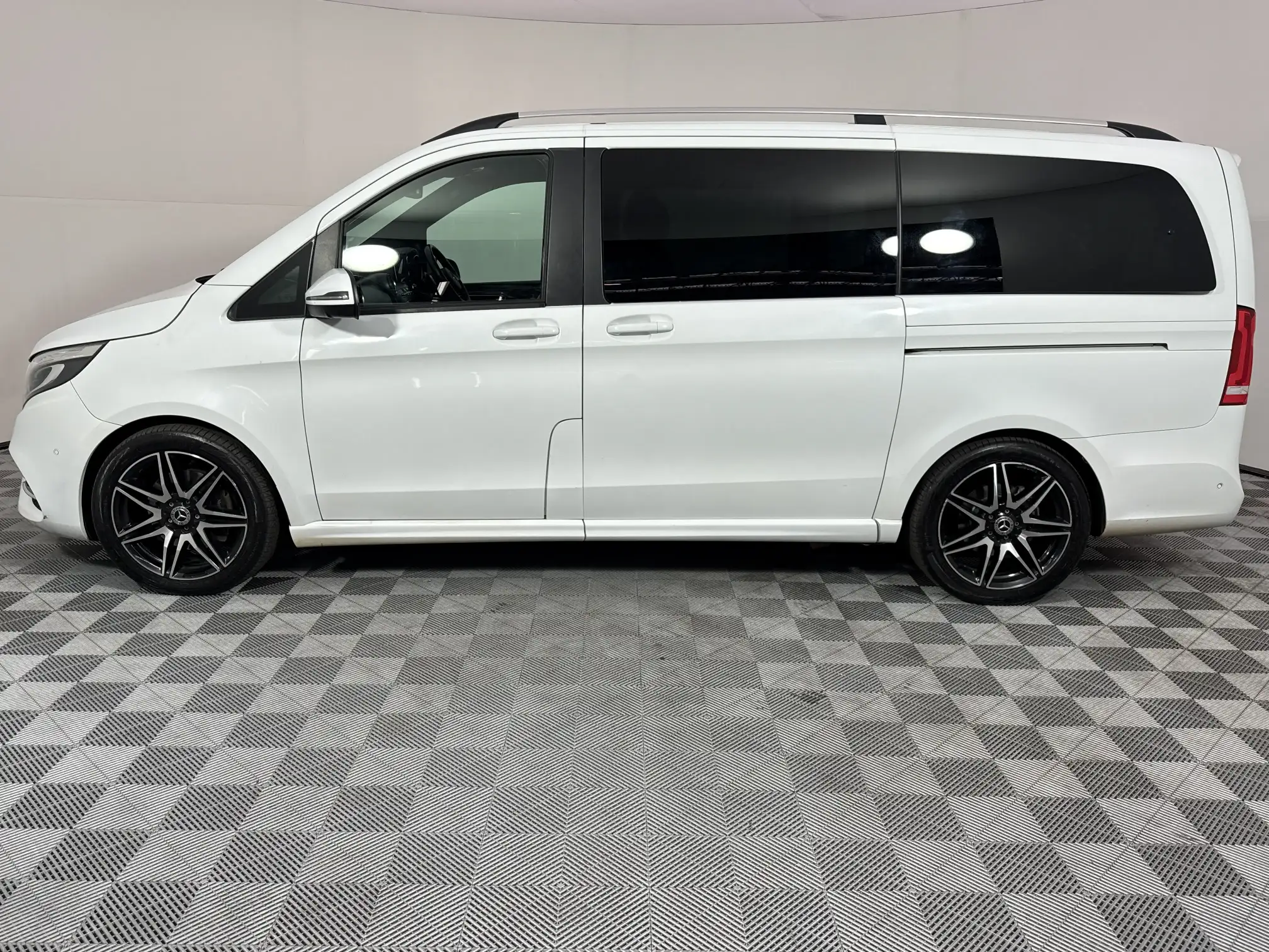 Mercedes-Benz V Class