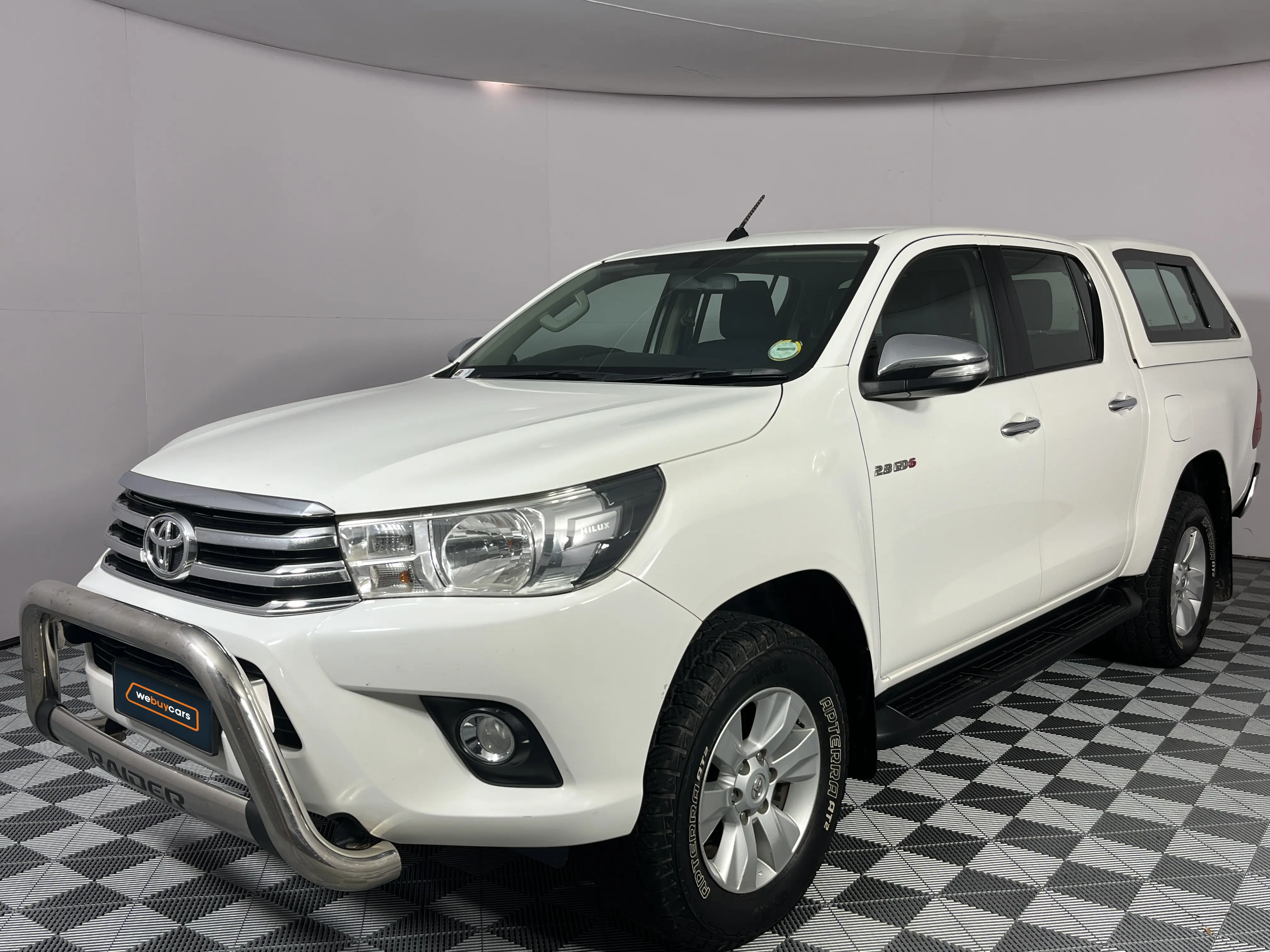 2016 Toyota Hilux 2.8 Gd-6 Raider 4x4 Pick Up Double Cab