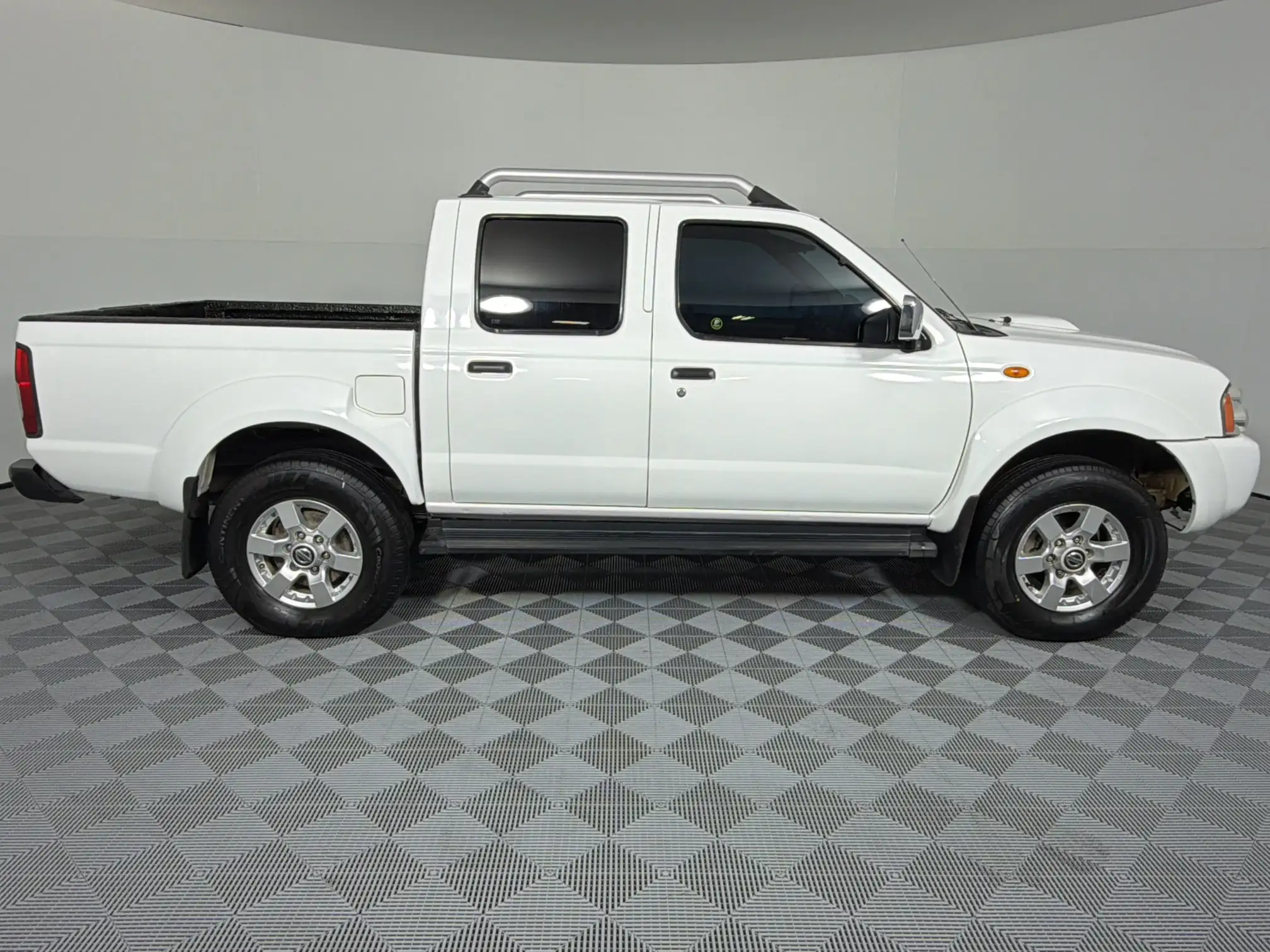 Nissan Hardbody