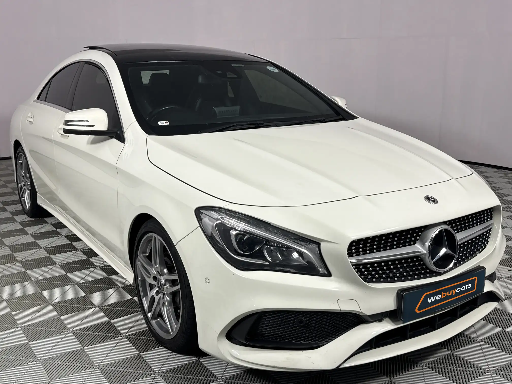 Mercedes-Benz CLA