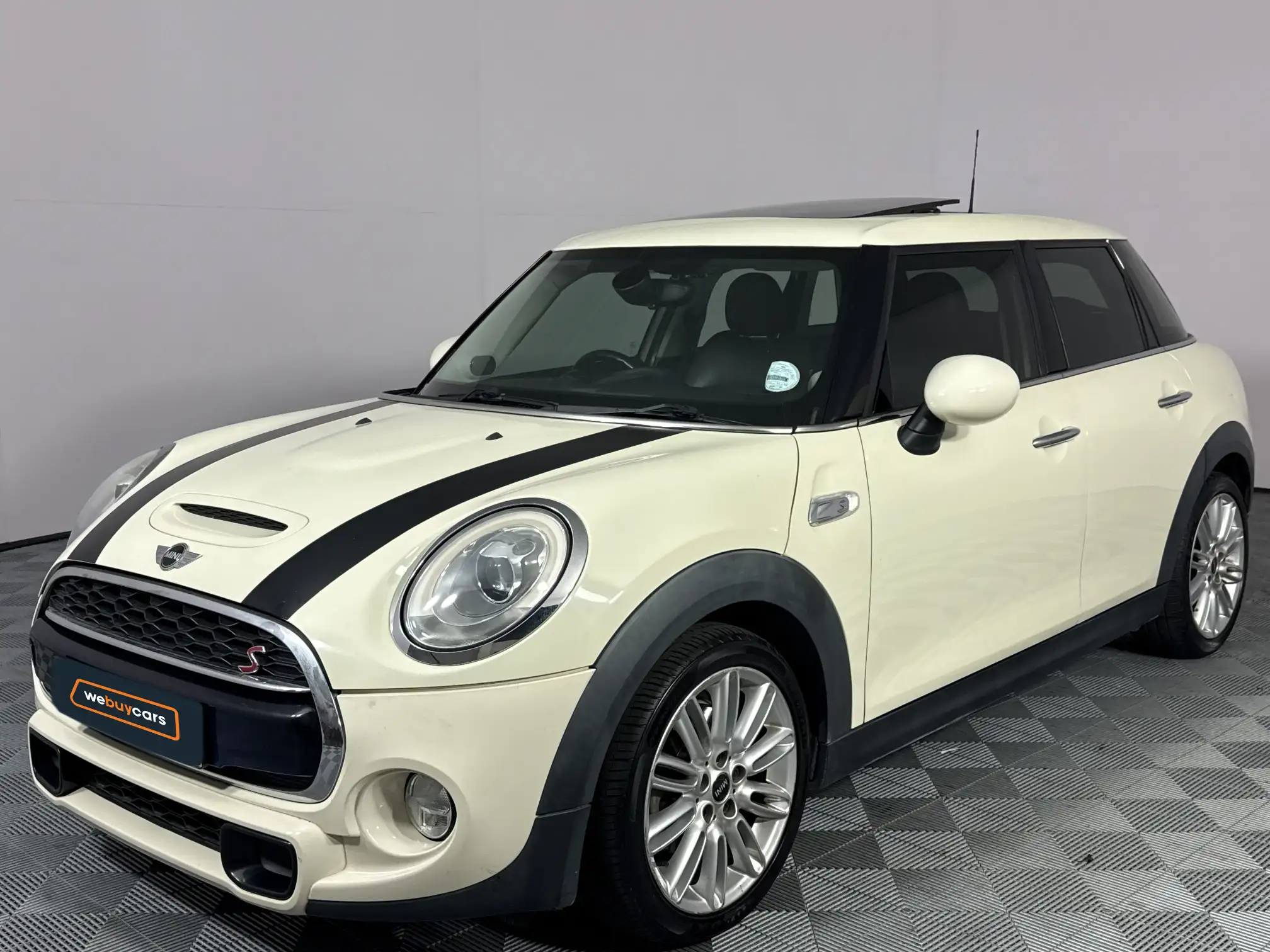 2015 Mini Cooper 5DR
