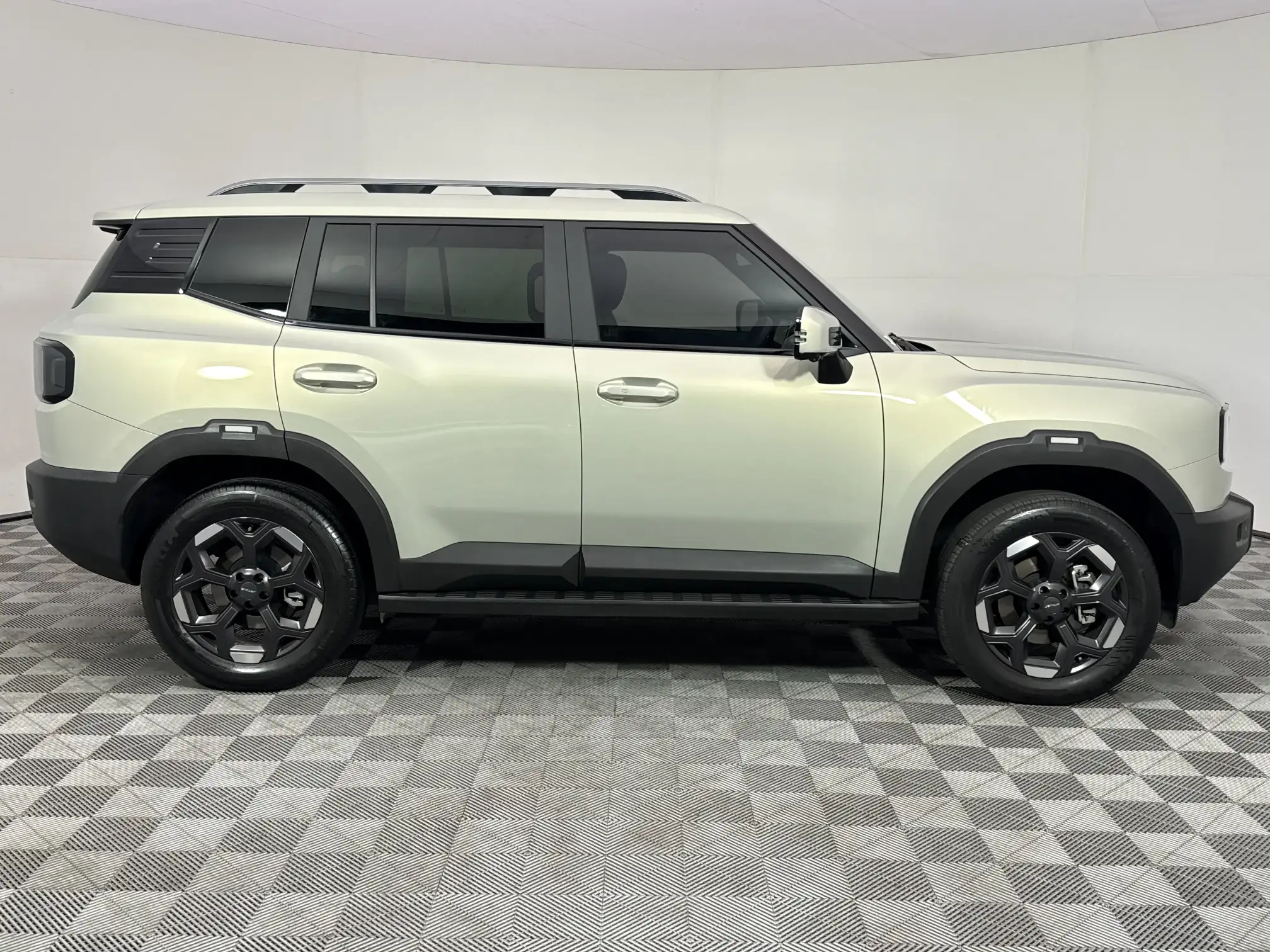 Jetour T1