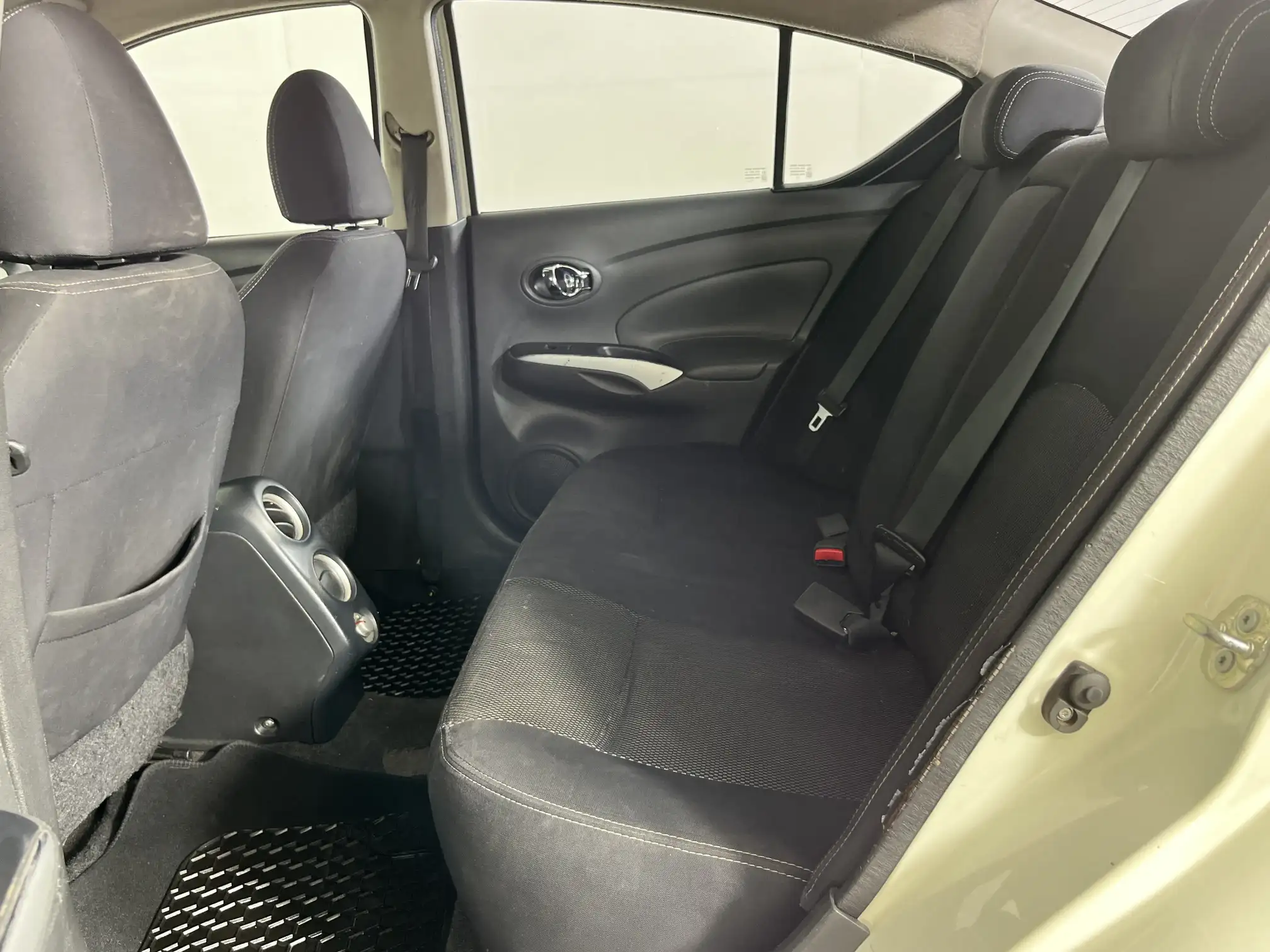 Nissan Almera