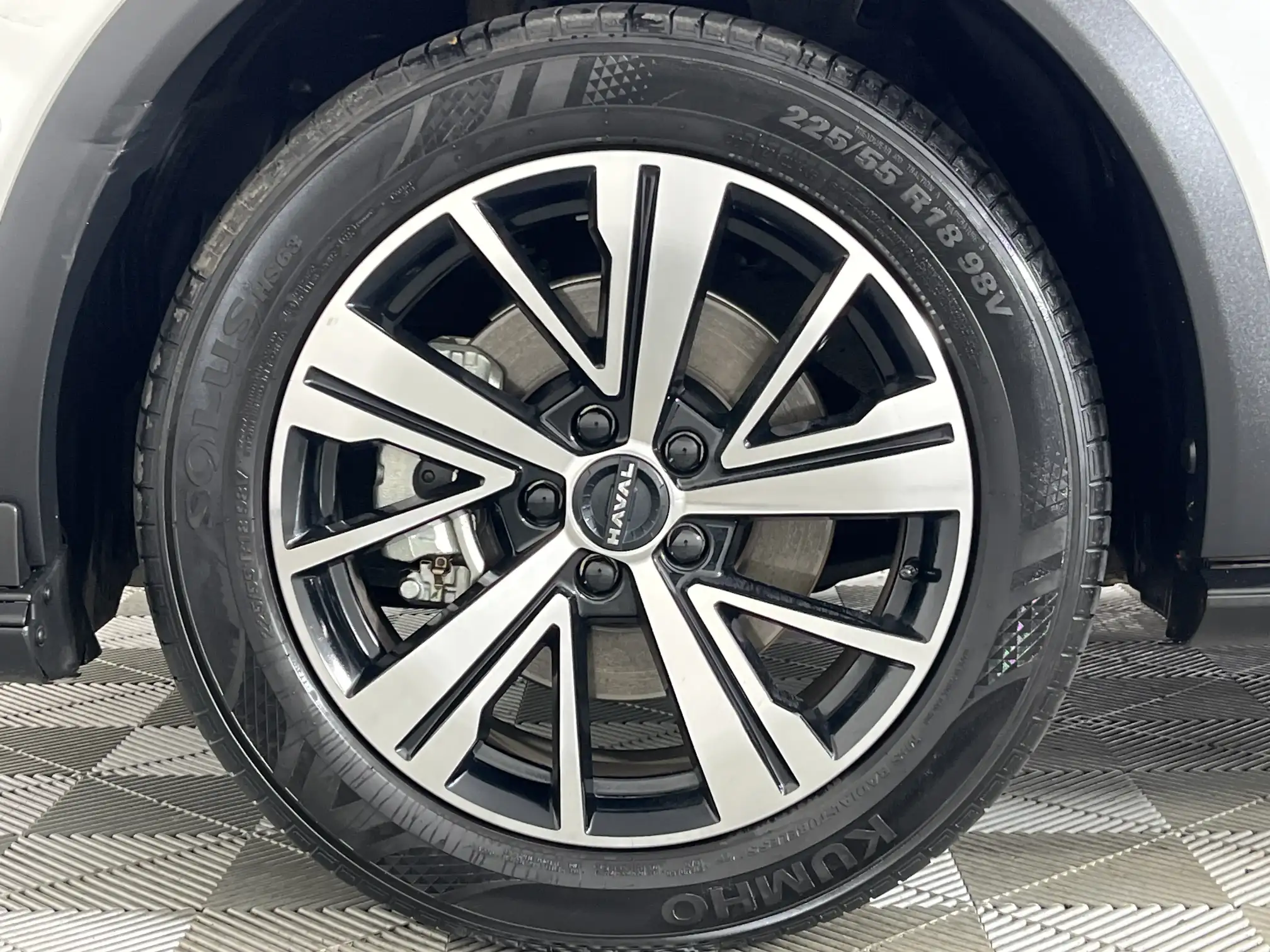 Haval Jolion