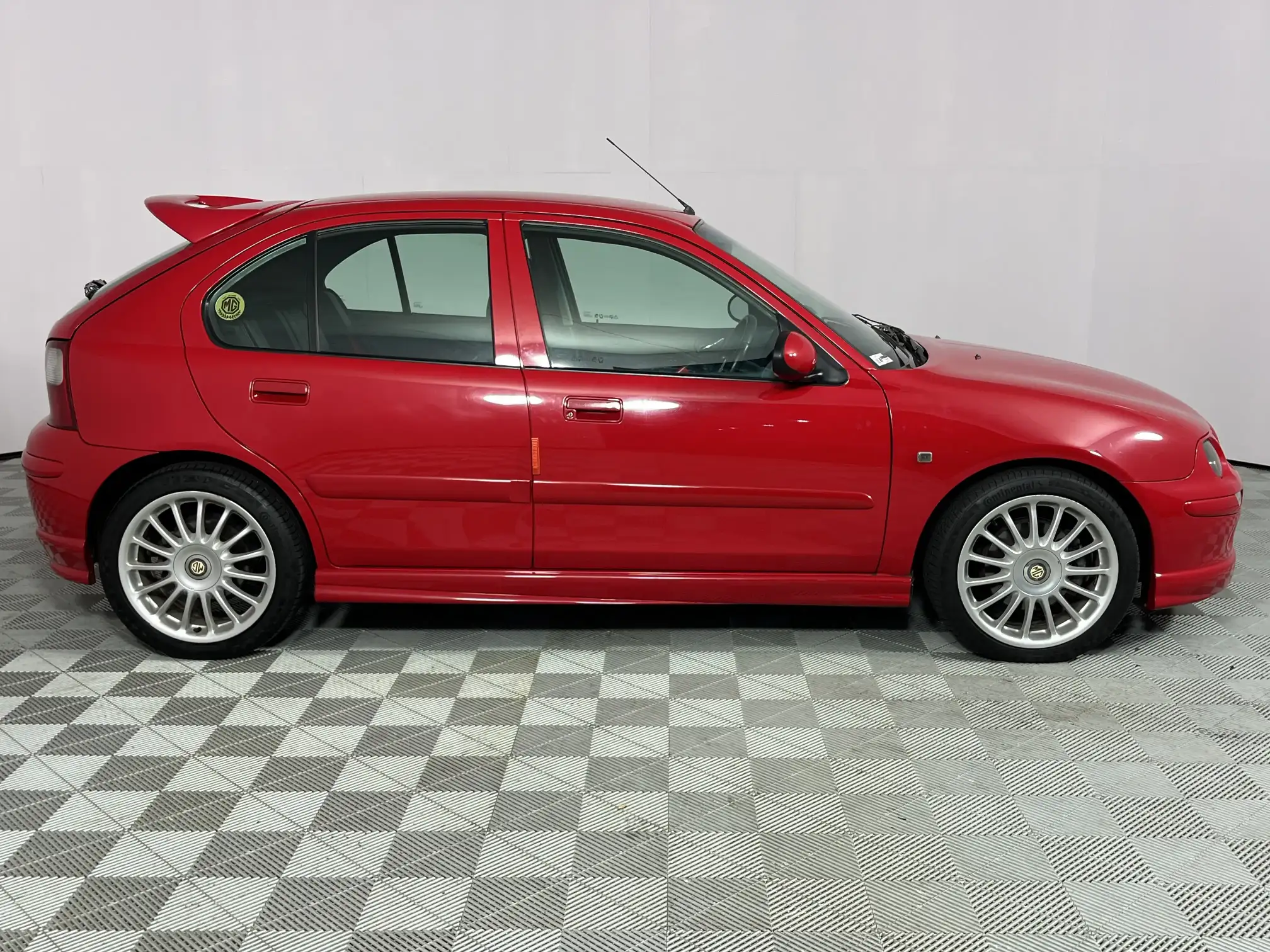 MG ZR