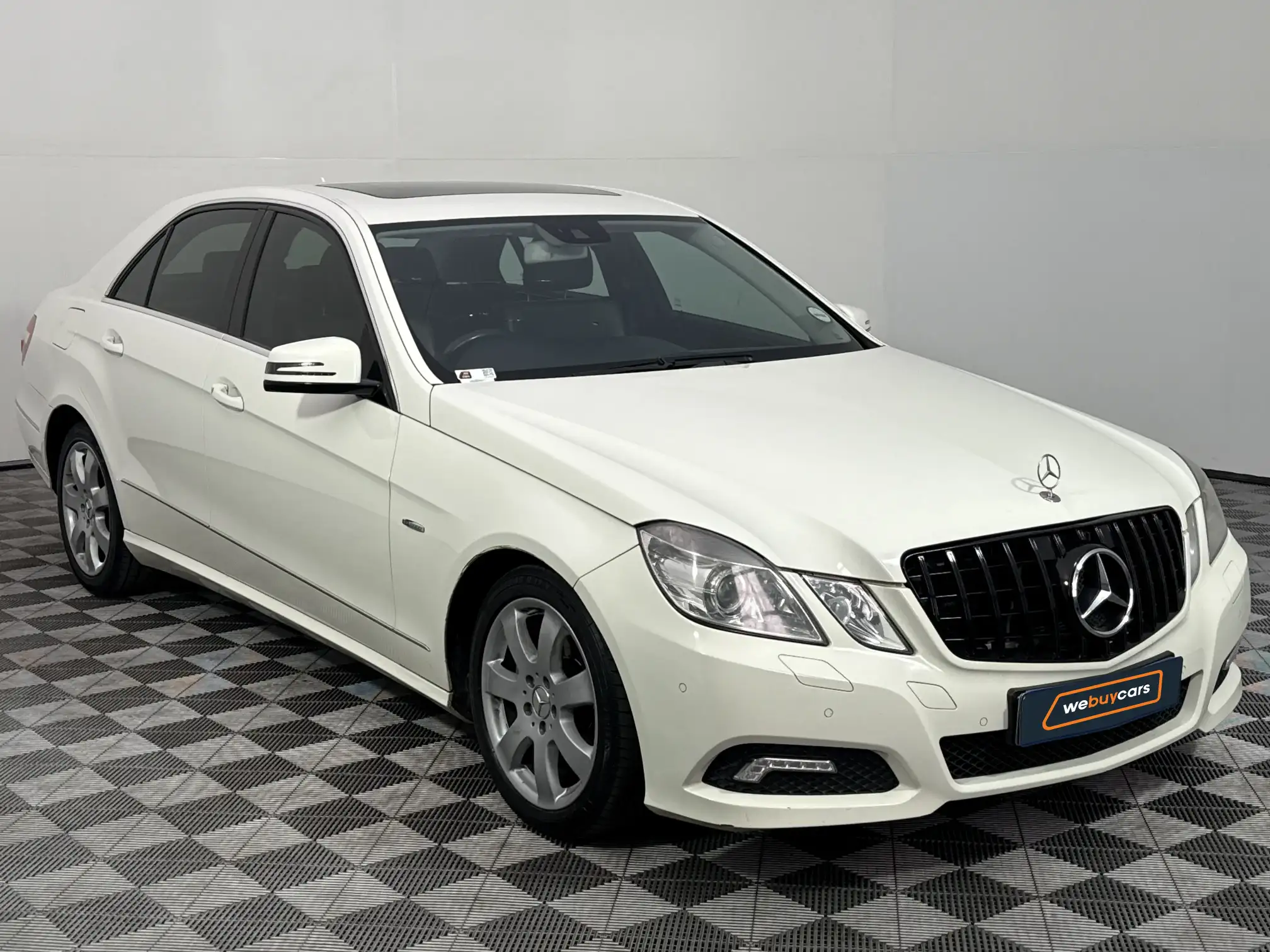 Mercedes-Benz E Class Sedan