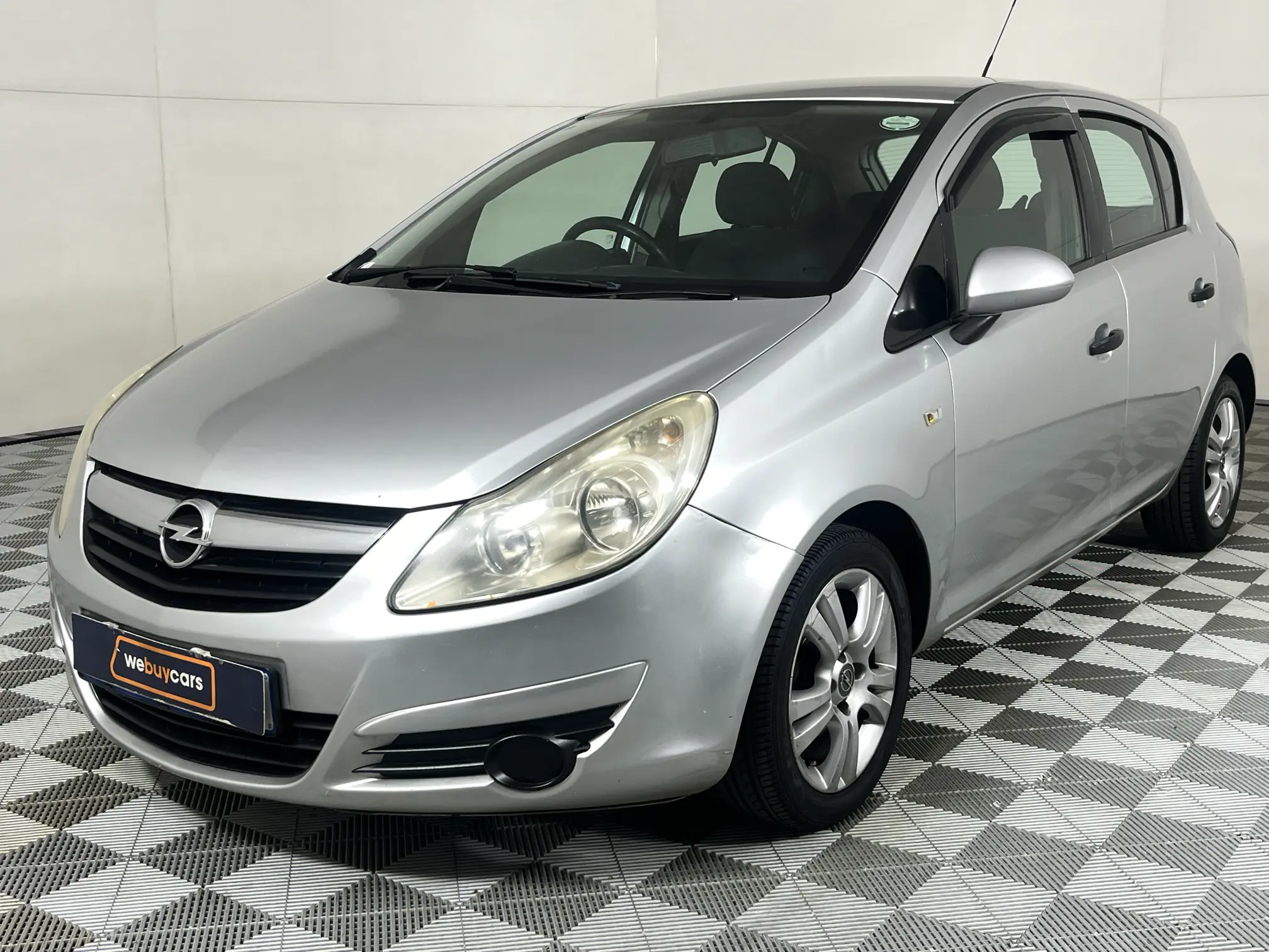 2010 Opel Corsa 1.4 Essentia 5-Door