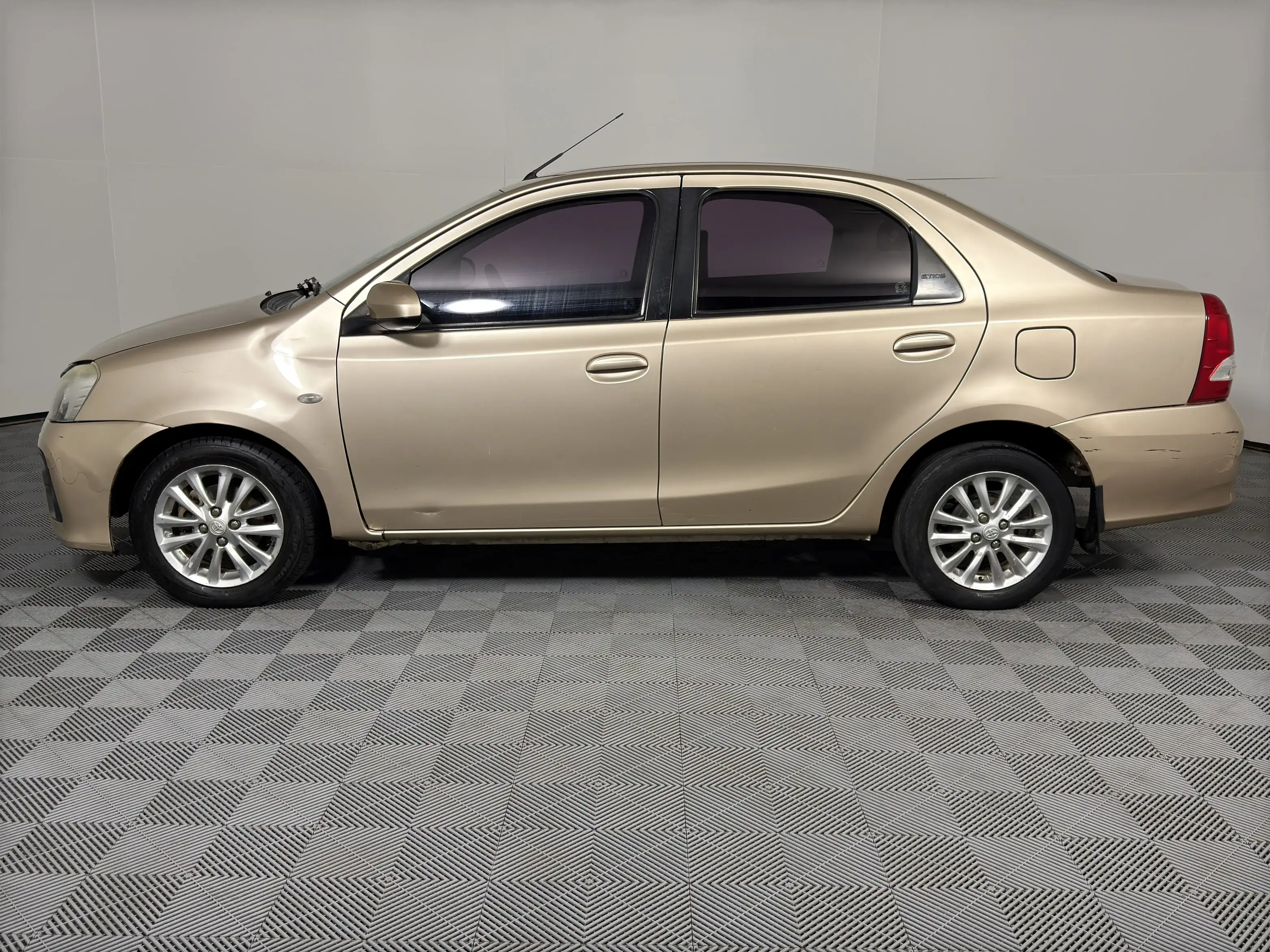 Toyota Etios