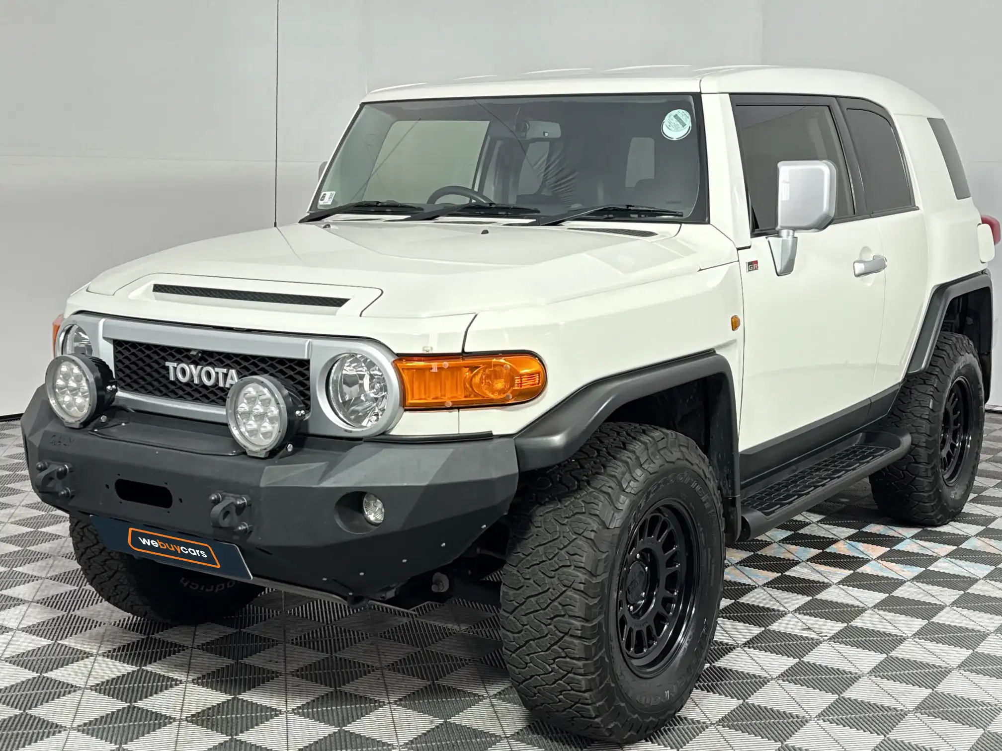 2014 Toyota Land Cruiser