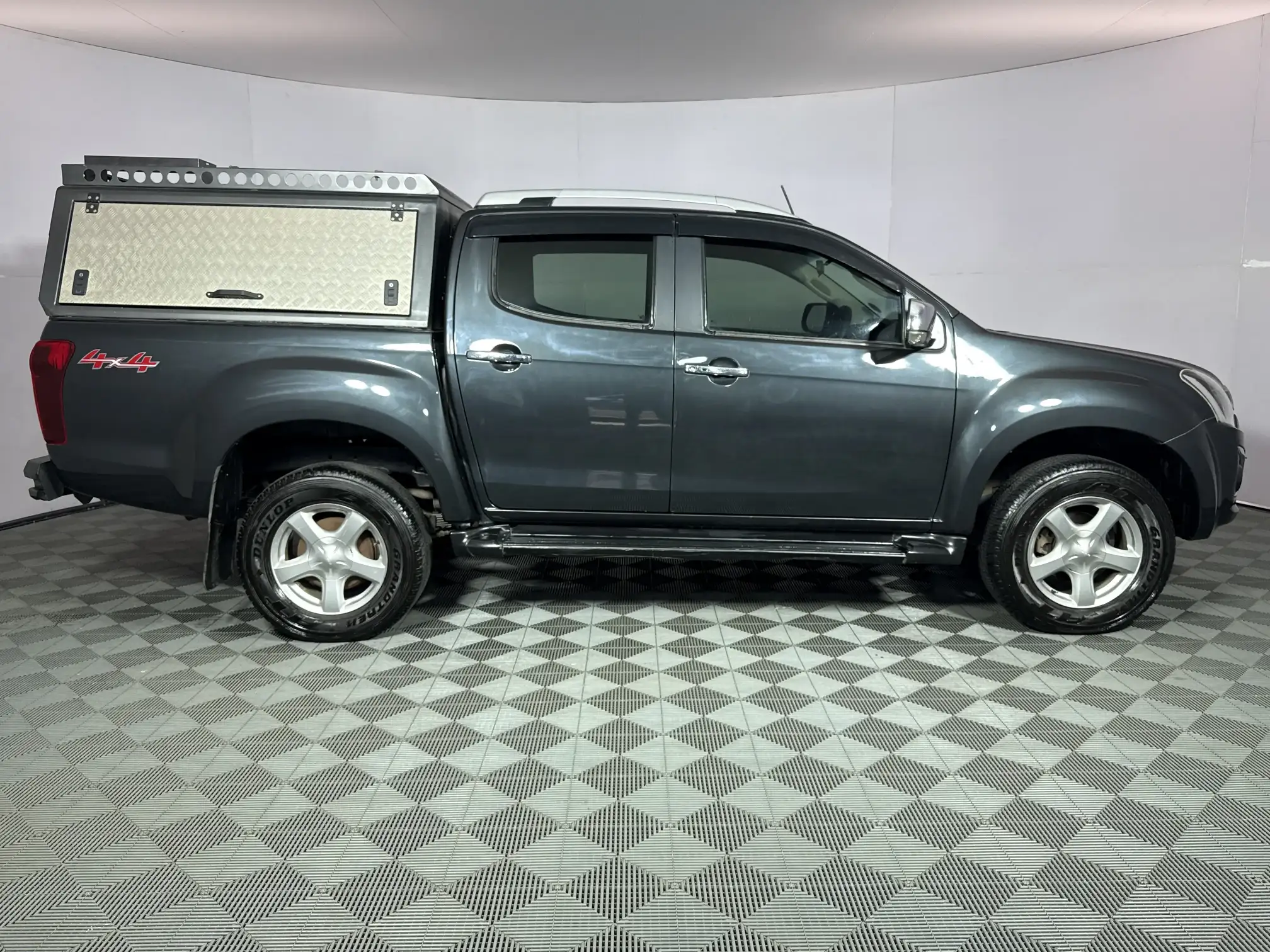 Isuzu KB