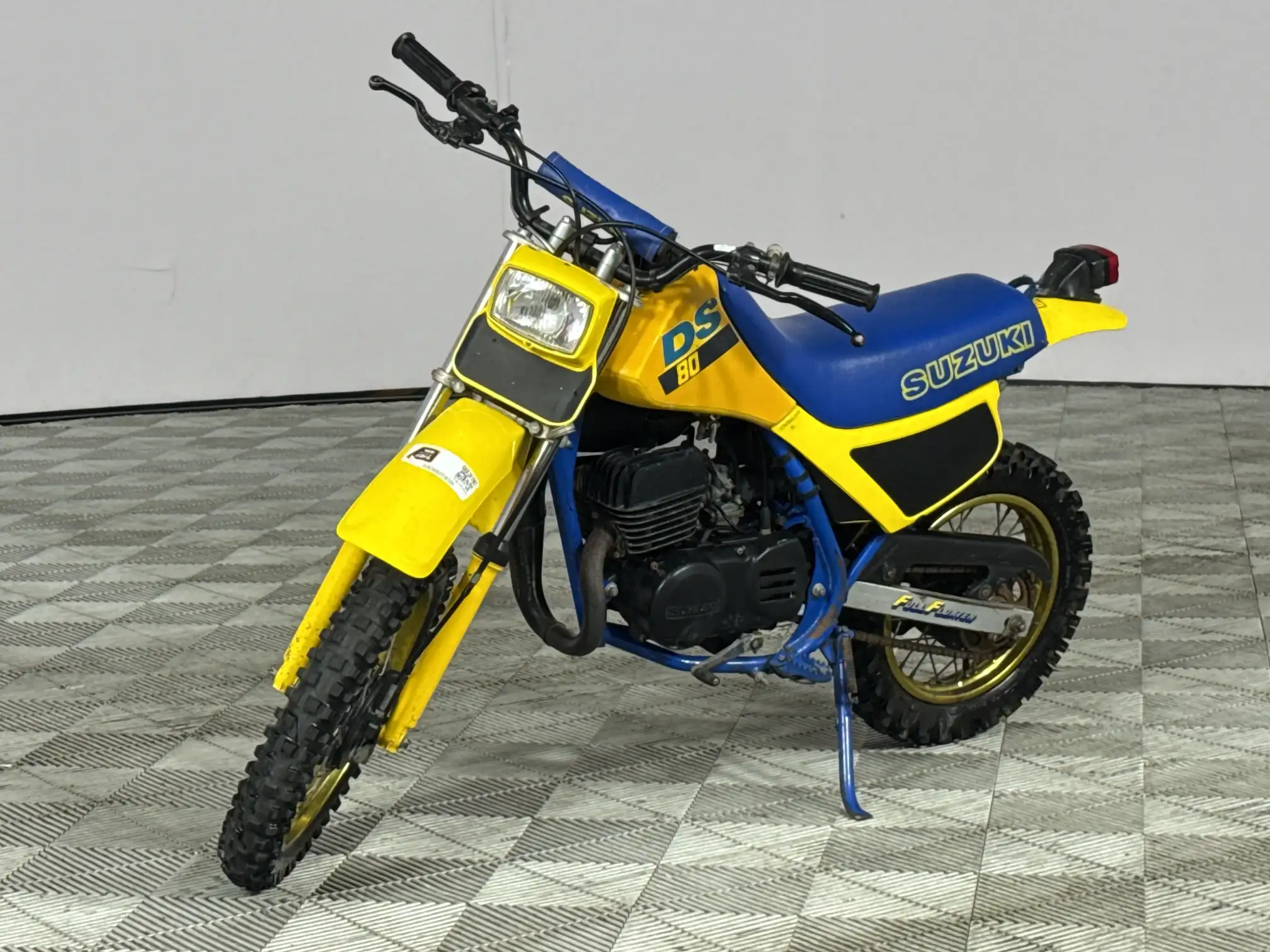 Suzuki DS