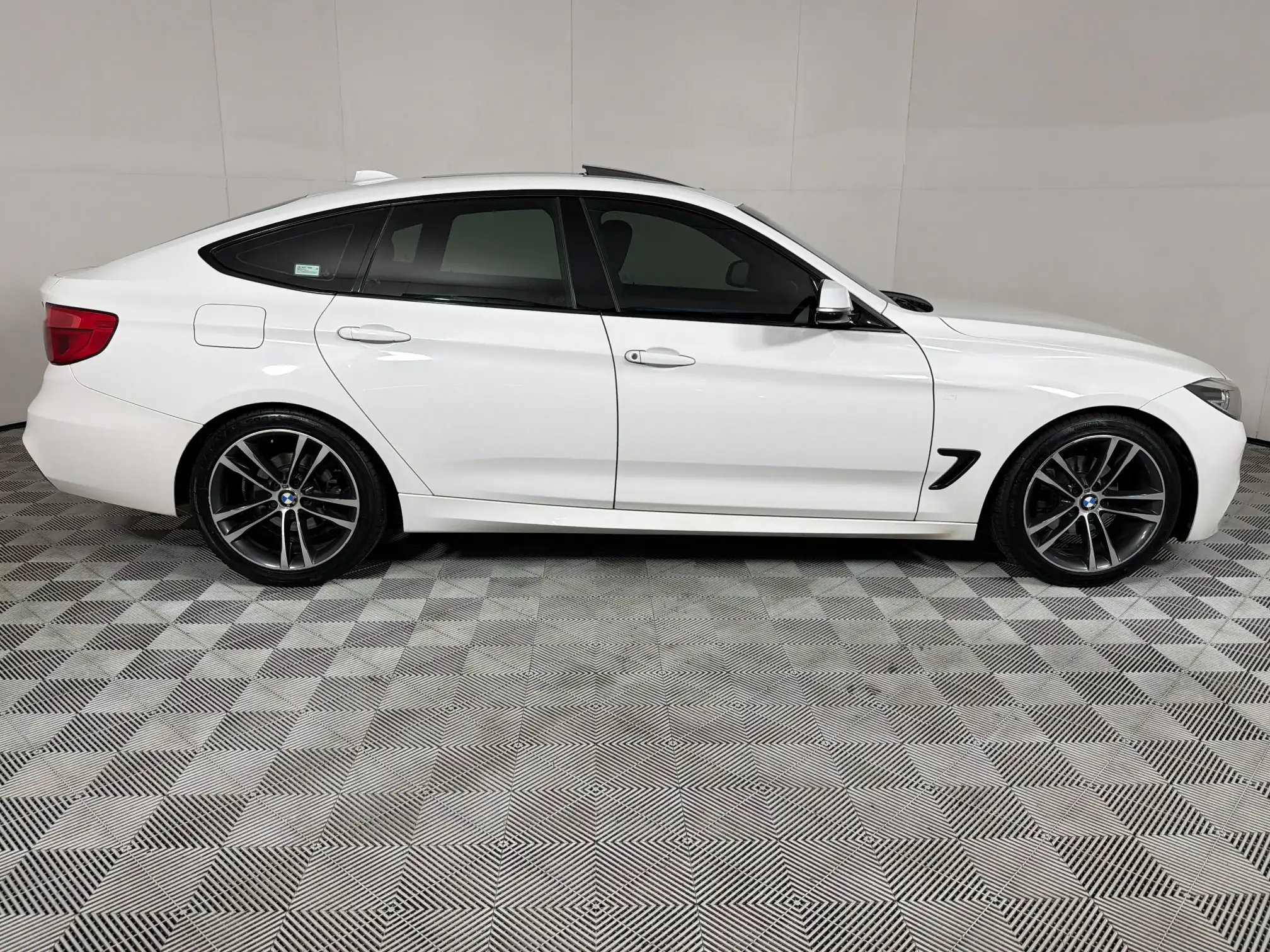 BMW 3 Series GT