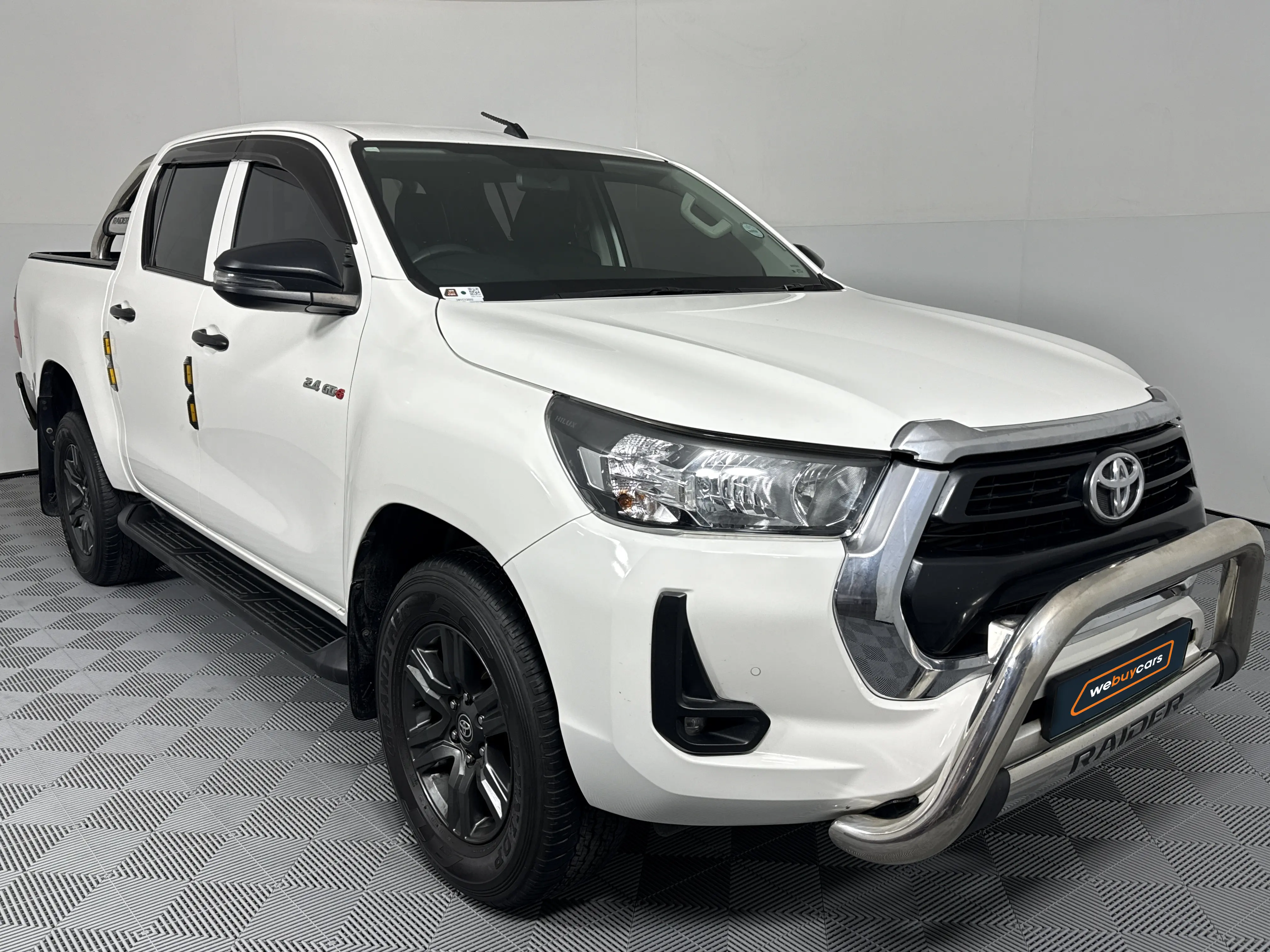 2022 Toyota Hilux 2.4 Gd-6 RB Raider Auto Pick Up Double Cab, photo 3