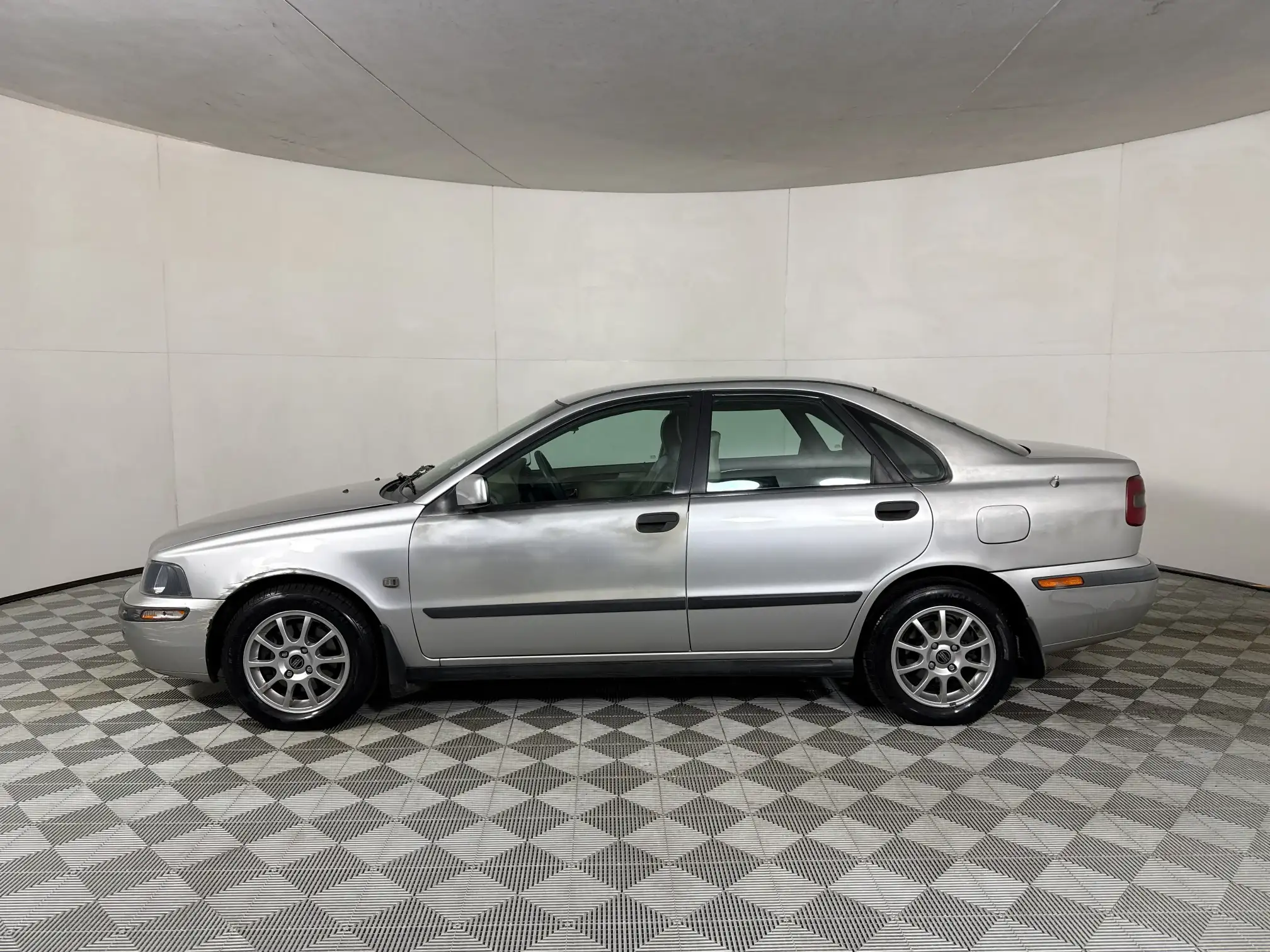 Volvo S40