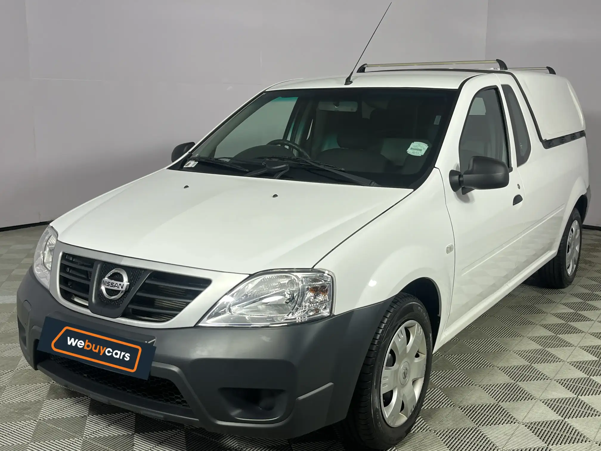 Nissan NP200